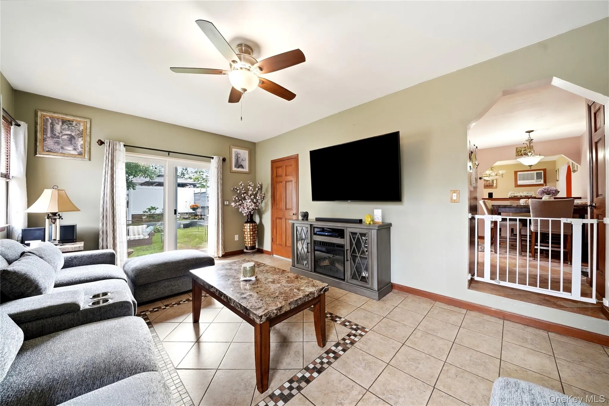 26 Probst Drive, Brookhaven, NY, 3 Bedrooms Bedrooms, 7 Rooms Rooms,1 BathroomBathrooms,Residential,For Rent,Probst,0,1036975 26 Probst Drive, Brookhaven, NY, 3 Bedrooms Bedrooms, 7 Rooms Rooms,1 BathroomBathrooms,Residential,For Rent,Probst,0,1036975