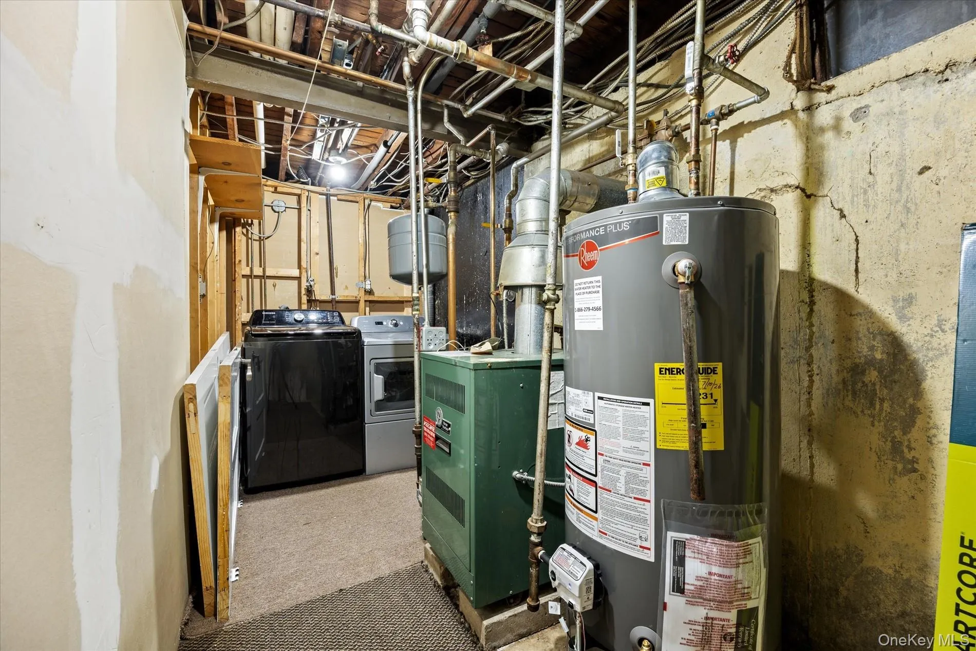 159-33 85th Street, New York, NY, 4 Bedrooms Bedrooms, 7 Rooms Rooms,3 BathroomsBathrooms,Residential,For Rent,85th,0,1036977 159-33 85th Street, New York, NY, 4 Bedrooms Bedrooms, 7 Rooms Rooms,3 BathroomsBathrooms,Residential,For Rent,85th,0,1036977