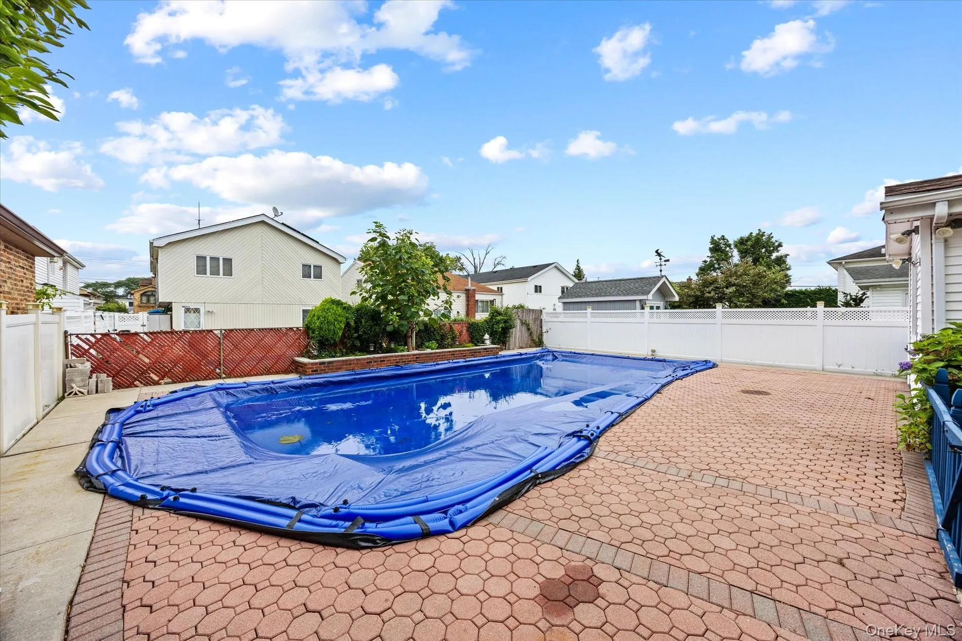 159-33 85th Street, New York, NY, 4 Bedrooms Bedrooms, 7 Rooms Rooms,3 BathroomsBathrooms,Residential,For Rent,85th,0,1036977 159-33 85th Street, New York, NY, 4 Bedrooms Bedrooms, 7 Rooms Rooms,3 BathroomsBathrooms,Residential,For Rent,85th,0,1036977