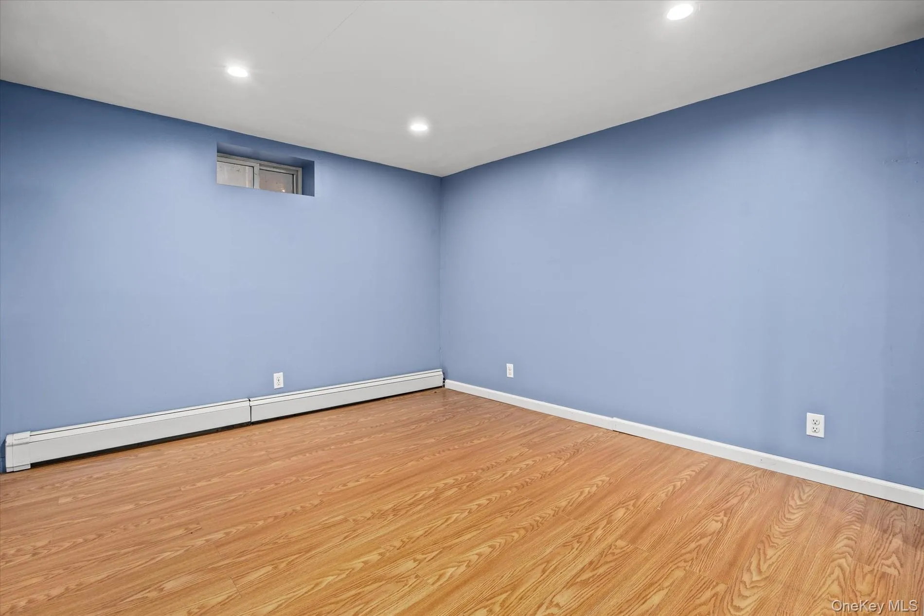 159-33 85th Street, New York, NY, 4 Bedrooms Bedrooms, 7 Rooms Rooms,3 BathroomsBathrooms,Residential,For Rent,85th,0,1036977 159-33 85th Street, New York, NY, 4 Bedrooms Bedrooms, 7 Rooms Rooms,3 BathroomsBathrooms,Residential,For Rent,85th,0,1036977