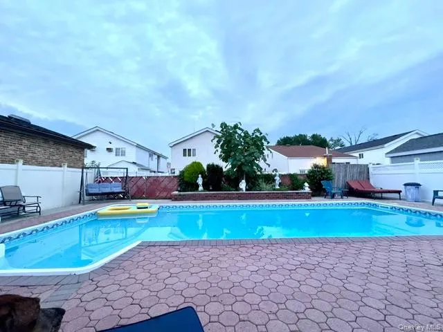 159-33 85th Street, New York, NY, 4 Bedrooms Bedrooms, 7 Rooms Rooms,3 BathroomsBathrooms,Residential,For Rent,85th,0,1036977 159-33 85th Street, New York, NY, 4 Bedrooms Bedrooms, 7 Rooms Rooms,3 BathroomsBathrooms,Residential,For Rent,85th,0,1036977