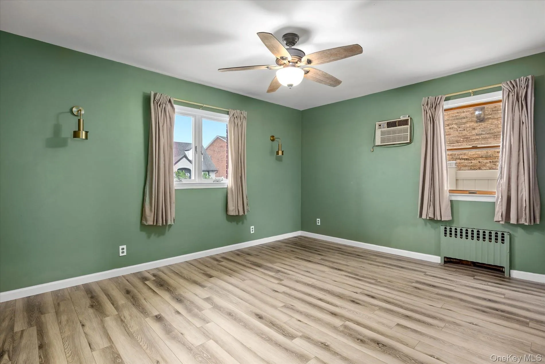 159-33 85th Street, New York, NY, 4 Bedrooms Bedrooms, 7 Rooms Rooms,3 BathroomsBathrooms,Residential,For Rent,85th,0,1036977 159-33 85th Street, New York, NY, 4 Bedrooms Bedrooms, 7 Rooms Rooms,3 BathroomsBathrooms,Residential,For Rent,85th,0,1036977