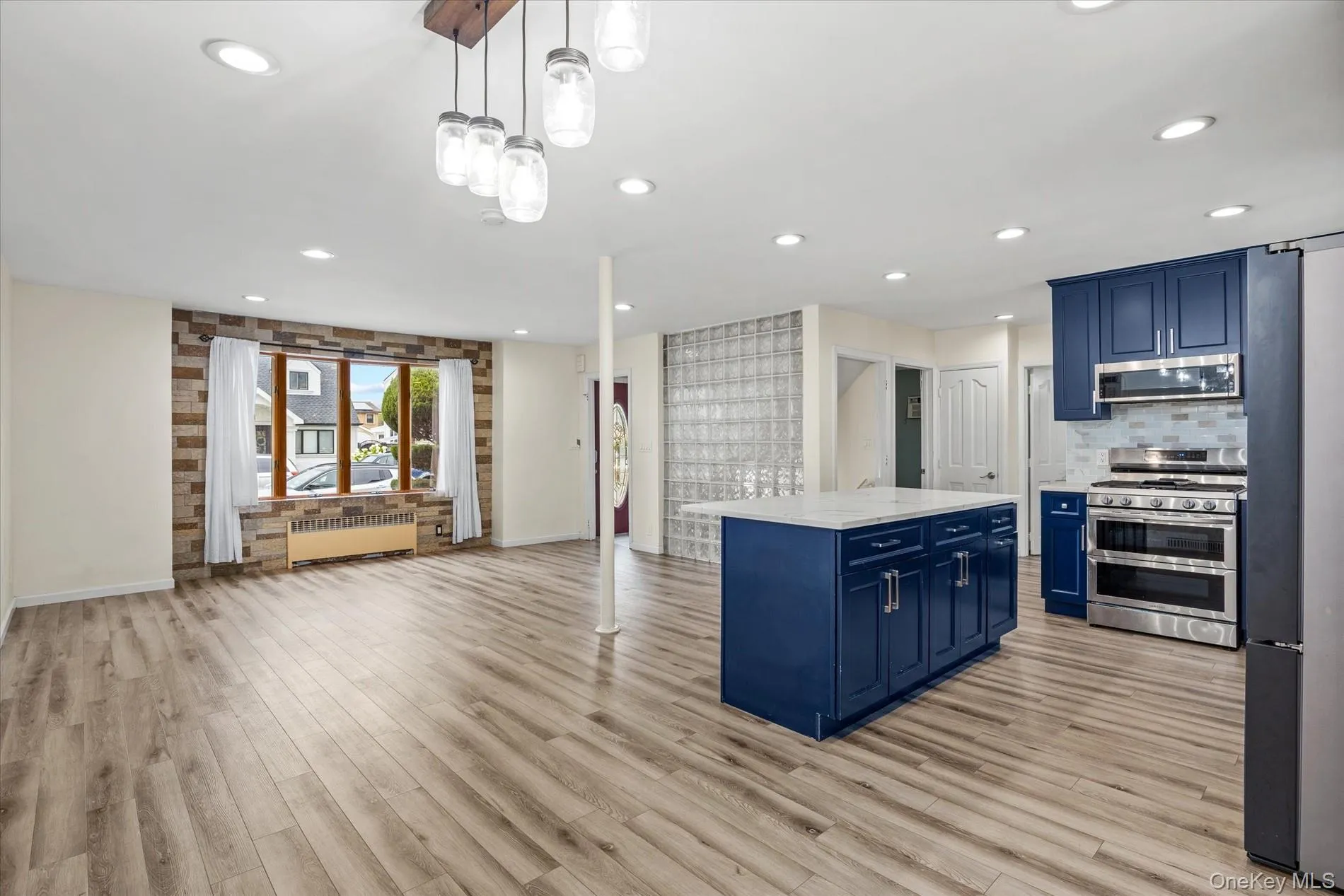 159-33 85th Street, New York, NY, 4 Bedrooms Bedrooms, 7 Rooms Rooms,3 BathroomsBathrooms,Residential,For Rent,85th,0,1036977 159-33 85th Street, New York, NY, 4 Bedrooms Bedrooms, 7 Rooms Rooms,3 BathroomsBathrooms,Residential,For Rent,85th,0,1036977