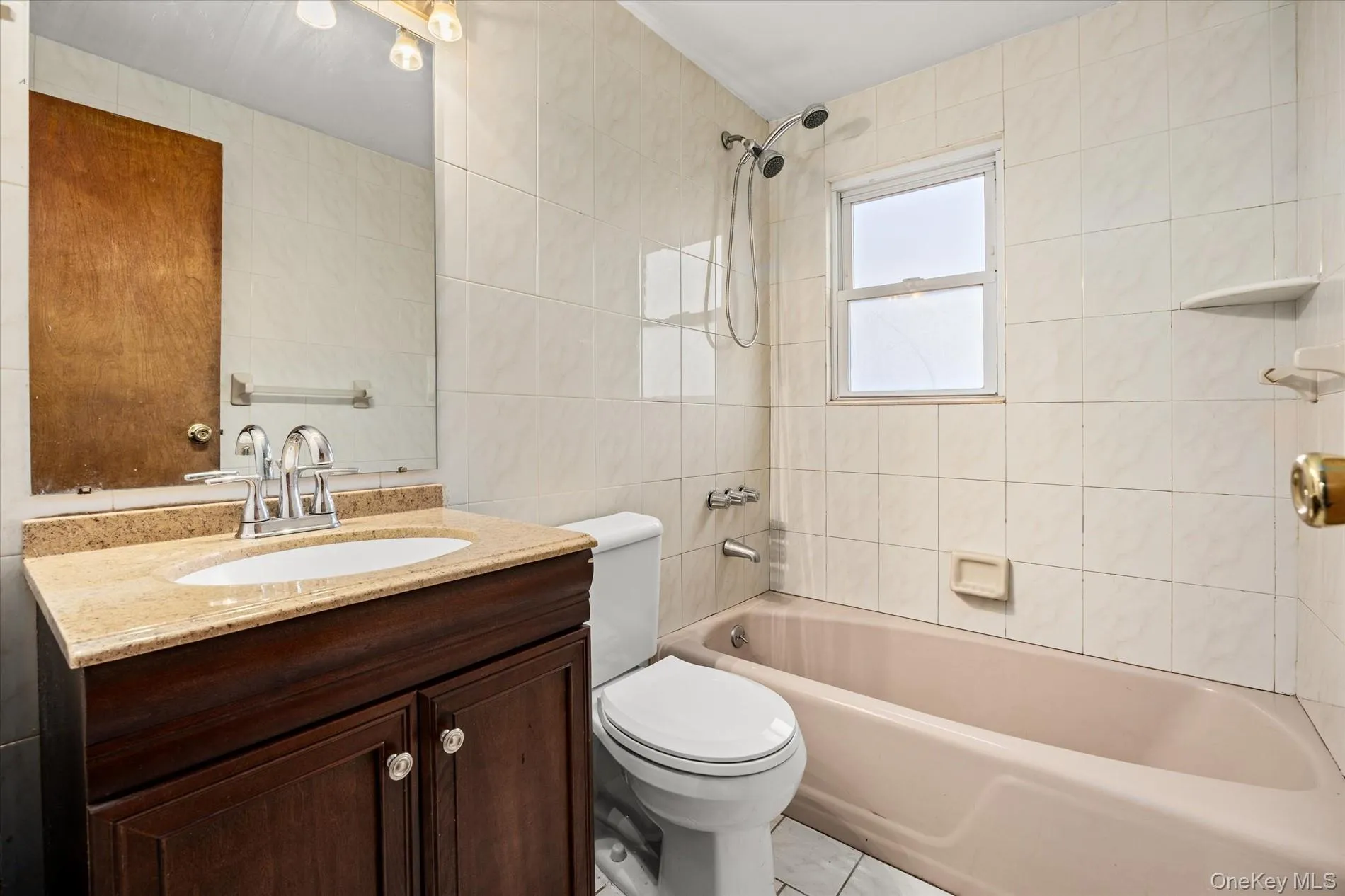 159-33 85th Street, New York, NY, 4 Bedrooms Bedrooms, 7 Rooms Rooms,3 BathroomsBathrooms,Residential,For Rent,85th,0,1036977 159-33 85th Street, New York, NY, 4 Bedrooms Bedrooms, 7 Rooms Rooms,3 BathroomsBathrooms,Residential,For Rent,85th,0,1036977