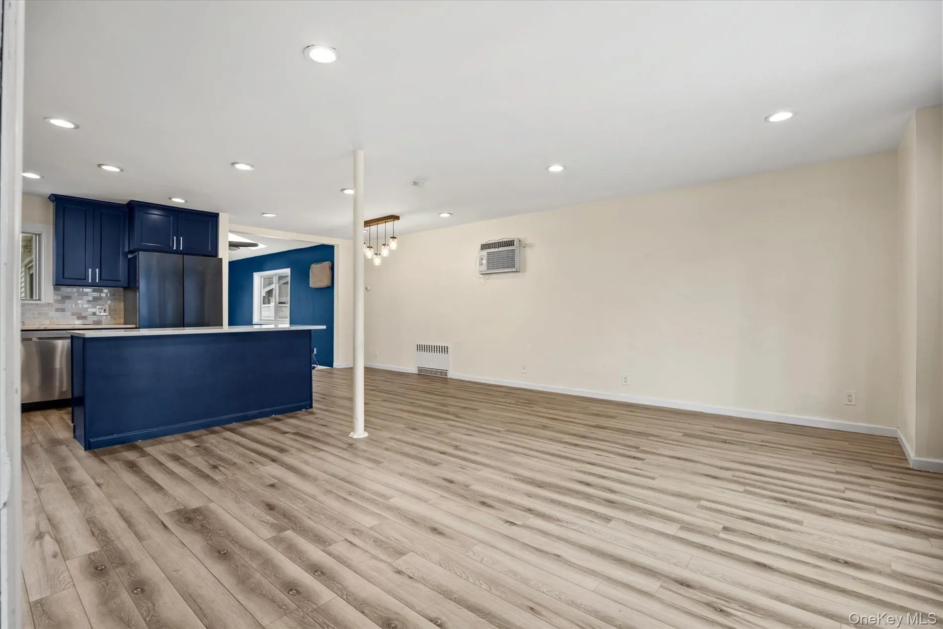 159-33 85th Street, New York, NY, 4 Bedrooms Bedrooms, 7 Rooms Rooms,3 BathroomsBathrooms,Residential,For Rent,85th,0,1036977 159-33 85th Street, New York, NY, 4 Bedrooms Bedrooms, 7 Rooms Rooms,3 BathroomsBathrooms,Residential,For Rent,85th,0,1036977