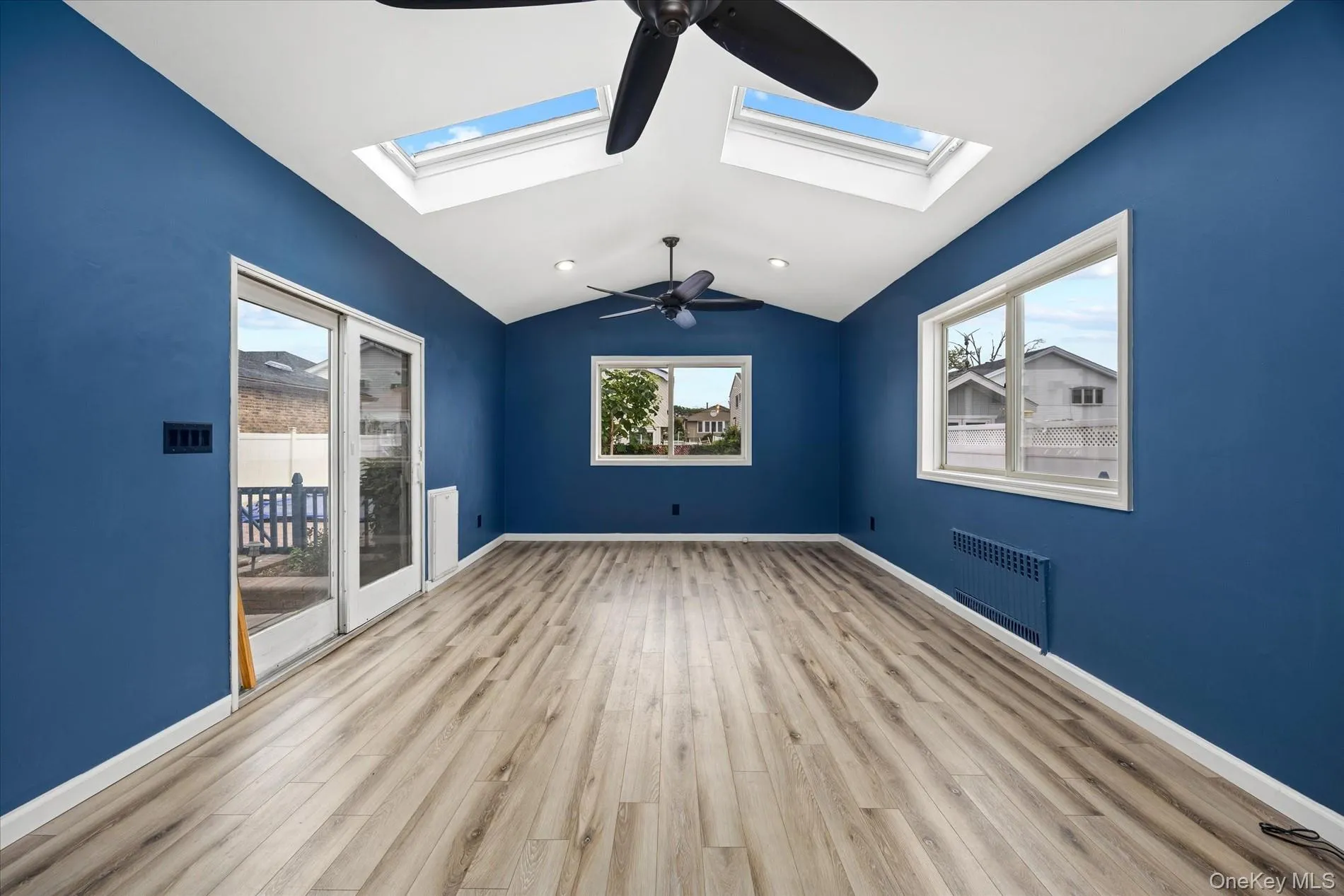 159-33 85th Street, New York, NY, 4 Bedrooms Bedrooms, 7 Rooms Rooms,3 BathroomsBathrooms,Residential,For Rent,85th,0,1036977 159-33 85th Street, New York, NY, 4 Bedrooms Bedrooms, 7 Rooms Rooms,3 BathroomsBathrooms,Residential,For Rent,85th,0,1036977