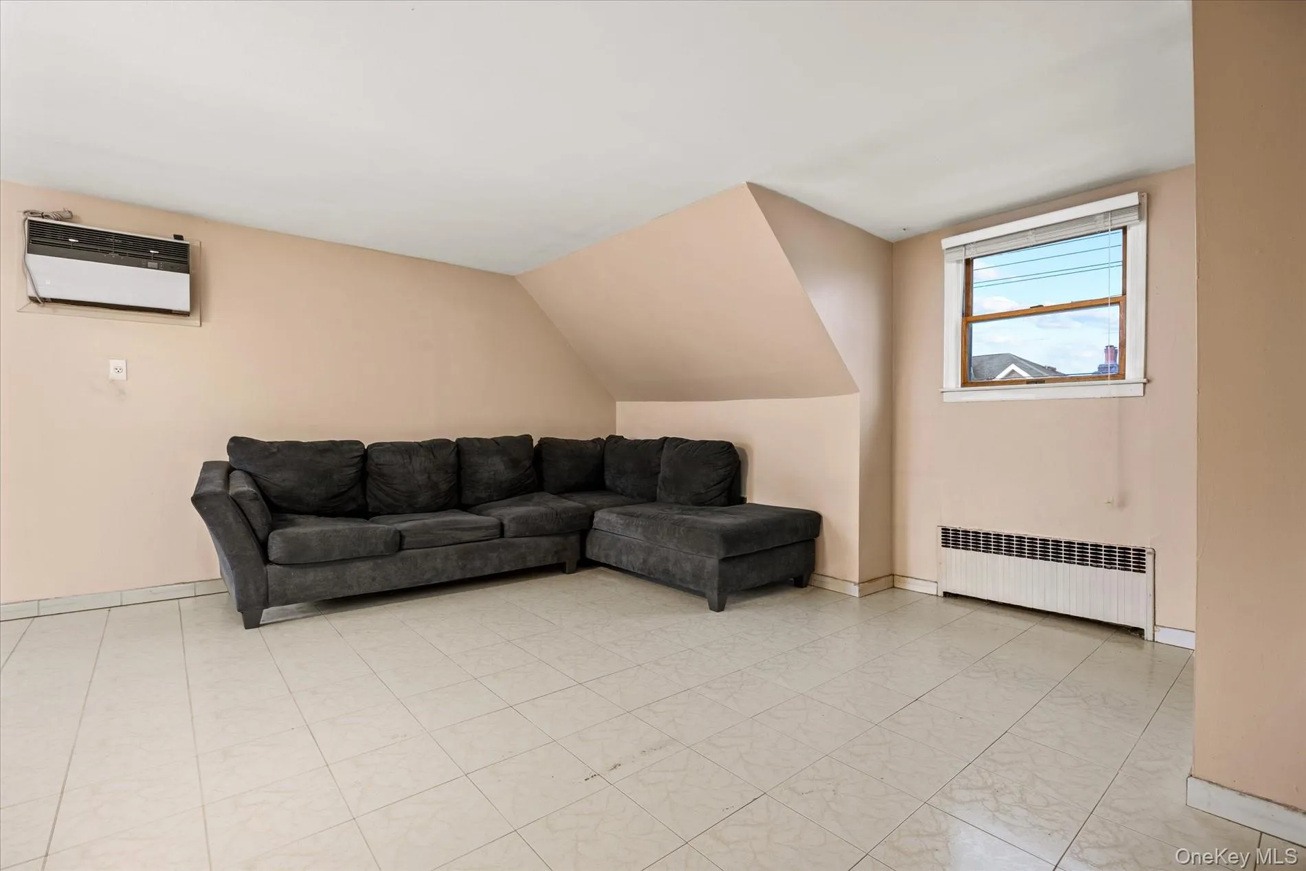 159-33 85th Street, New York, NY, 4 Bedrooms Bedrooms, 7 Rooms Rooms,3 BathroomsBathrooms,Residential,For Rent,85th,0,1036977 159-33 85th Street, New York, NY, 4 Bedrooms Bedrooms, 7 Rooms Rooms,3 BathroomsBathrooms,Residential,For Rent,85th,0,1036977