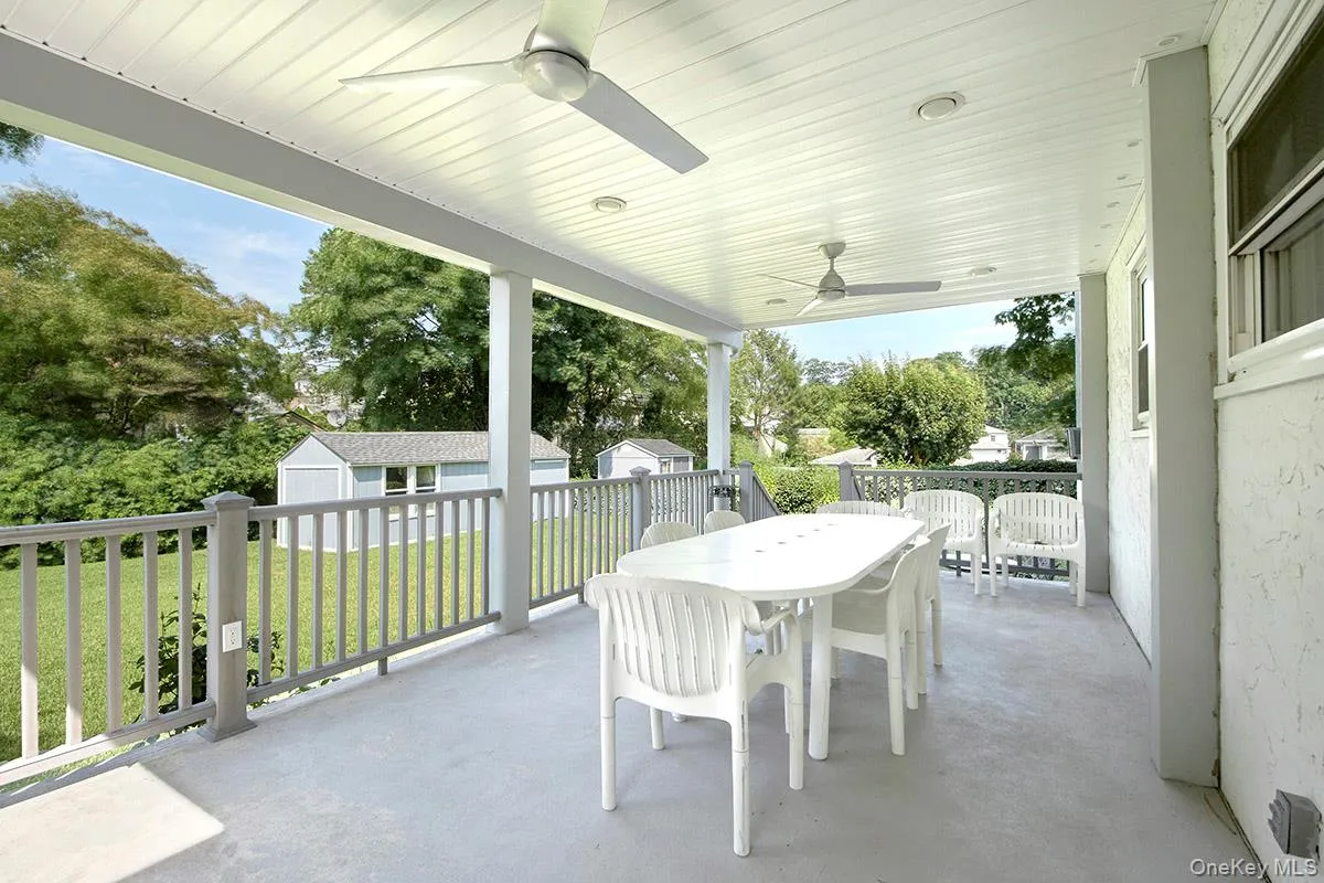 28 Beechwood Avenue, Harrison, NY, 3 Bedrooms Bedrooms, 7 Rooms Rooms,1 BathroomBathrooms,Residential Lease,For Rent,Beechwood,0,1036978 28 Beechwood Avenue, Harrison, NY, 3 Bedrooms Bedrooms, 7 Rooms Rooms,1 BathroomBathrooms,Residential Lease,For Rent,Beechwood,0,1036978