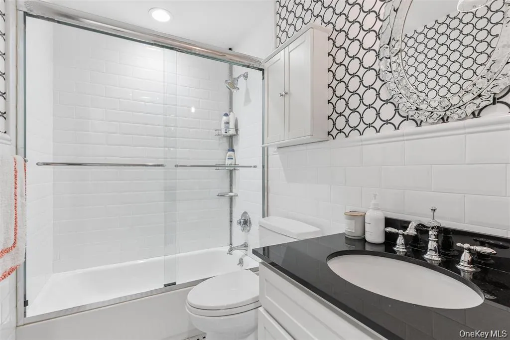 623 Oceanfront, Long Beach, NY, 3 Bedrooms Bedrooms, 7 Rooms Rooms,2 BathroomsBathrooms,Residential Lease,For Rent,Oceanfront,0,1036980 623 Oceanfront, Long Beach, NY, 3 Bedrooms Bedrooms, 7 Rooms Rooms,2 BathroomsBathrooms,Residential Lease,For Rent,Oceanfront,0,1036980