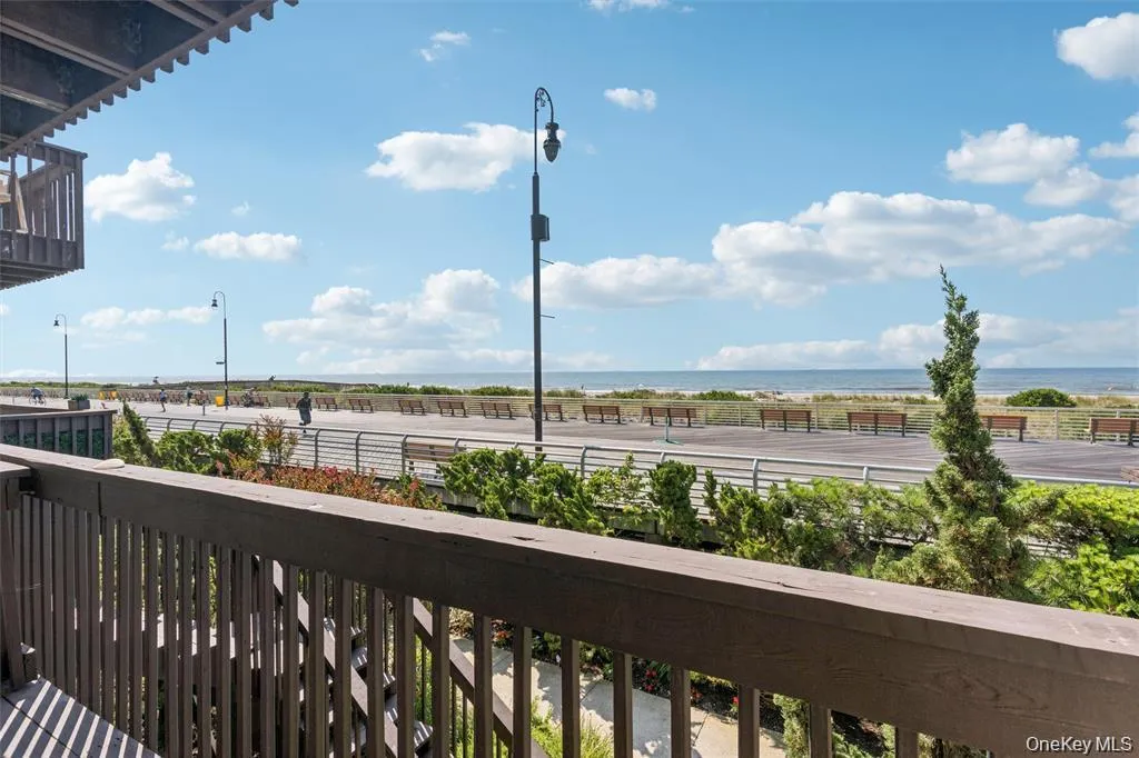 623 Oceanfront, Long Beach, NY, 3 Bedrooms Bedrooms, 7 Rooms Rooms,2 BathroomsBathrooms,Residential Lease,For Rent,Oceanfront,0,1036980 623 Oceanfront, Long Beach, NY, 3 Bedrooms Bedrooms, 7 Rooms Rooms,2 BathroomsBathrooms,Residential Lease,For Rent,Oceanfront,0,1036980