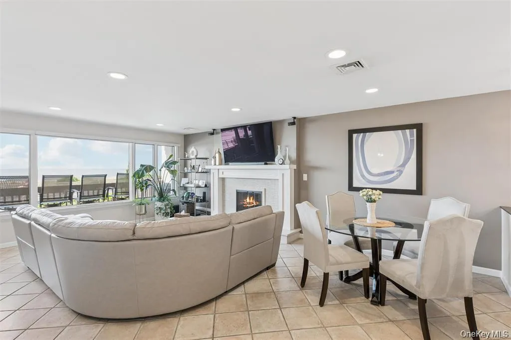 623 Oceanfront, Long Beach, NY, 3 Bedrooms Bedrooms, 7 Rooms Rooms,2 BathroomsBathrooms,Residential Lease,For Rent,Oceanfront,0,1036980 623 Oceanfront, Long Beach, NY, 3 Bedrooms Bedrooms, 7 Rooms Rooms,2 BathroomsBathrooms,Residential Lease,For Rent,Oceanfront,0,1036980