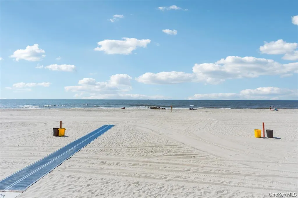 623 Oceanfront, Long Beach, NY, 3 Bedrooms Bedrooms, 7 Rooms Rooms,2 BathroomsBathrooms,Residential Lease,For Rent,Oceanfront,0,1036980 623 Oceanfront, Long Beach, NY, 3 Bedrooms Bedrooms, 7 Rooms Rooms,2 BathroomsBathrooms,Residential Lease,For Rent,Oceanfront,0,1036980