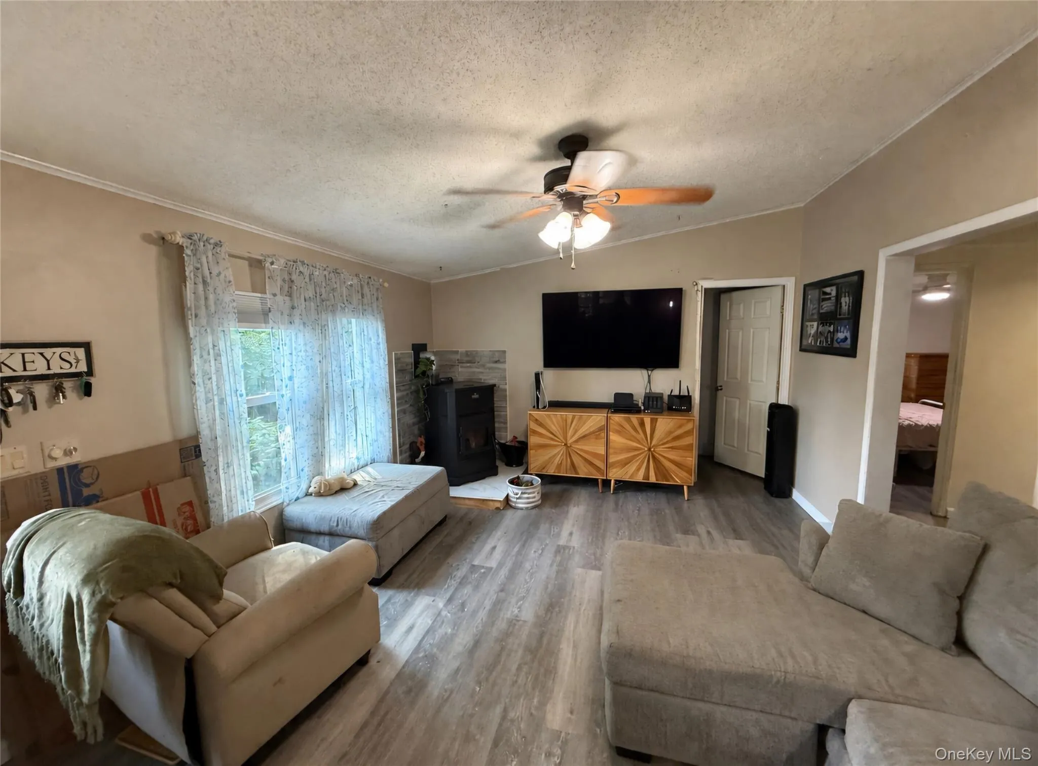 39 Depew Park, Plattekill, NY, 3 Bedrooms Bedrooms, 7 Rooms Rooms,2 BathroomsBathrooms,Residential,For Rent,Depew,0,1036982 39 Depew Park, Plattekill, NY, 3 Bedrooms Bedrooms, 7 Rooms Rooms,2 BathroomsBathrooms,Residential,For Rent,Depew,0,1036982