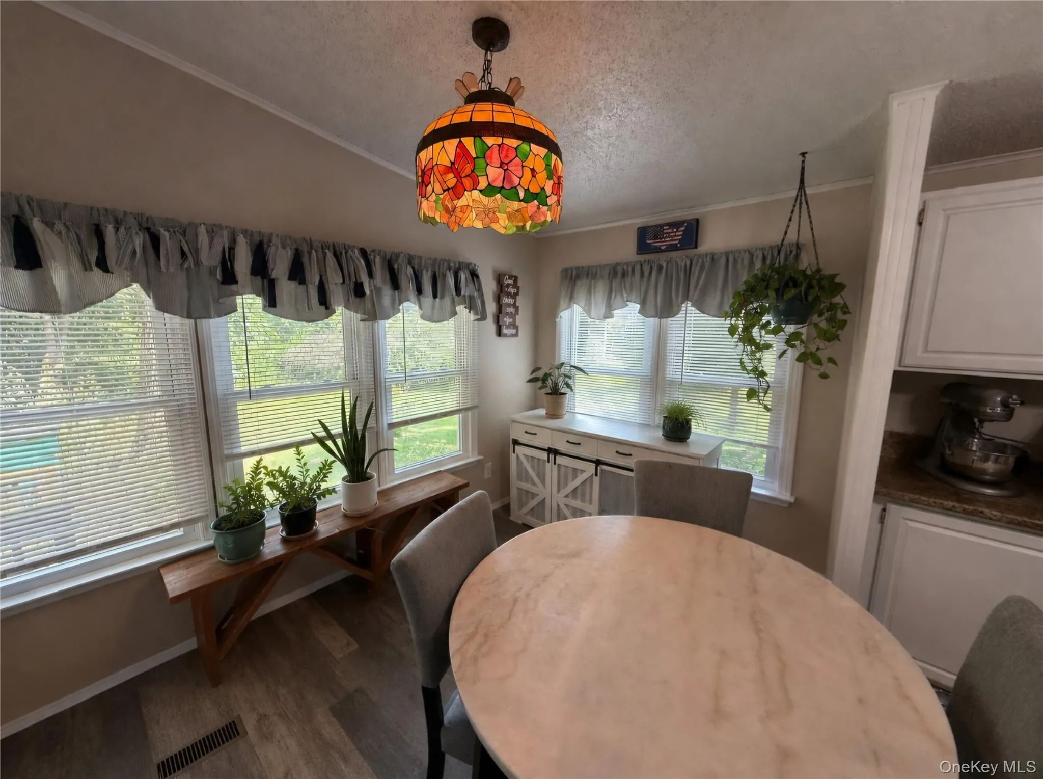 39 Depew Park, Plattekill, NY, 3 Bedrooms Bedrooms, 7 Rooms Rooms,2 BathroomsBathrooms,Residential,For Rent,Depew,0,1036982 39 Depew Park, Plattekill, NY, 3 Bedrooms Bedrooms, 7 Rooms Rooms,2 BathroomsBathrooms,Residential,For Rent,Depew,0,1036982