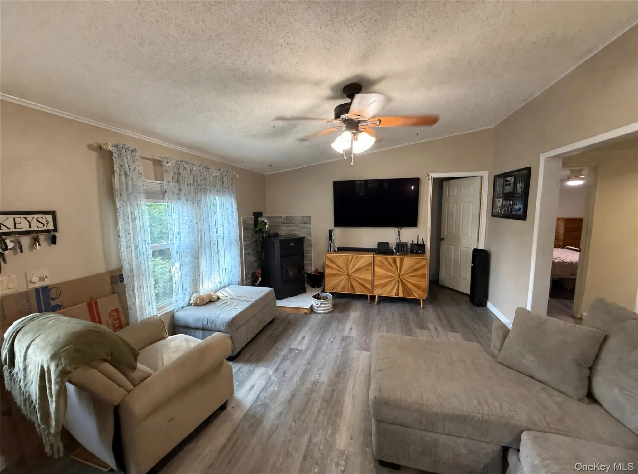 39 Depew Park, Plattekill, NY, 3 Bedrooms Bedrooms, 7 Rooms Rooms,2 BathroomsBathrooms,Residential,For Rent,Depew,0,1036982 39 Depew Park, Plattekill, NY, 3 Bedrooms Bedrooms, 7 Rooms Rooms,2 BathroomsBathrooms,Residential,For Rent,Depew,0,1036982