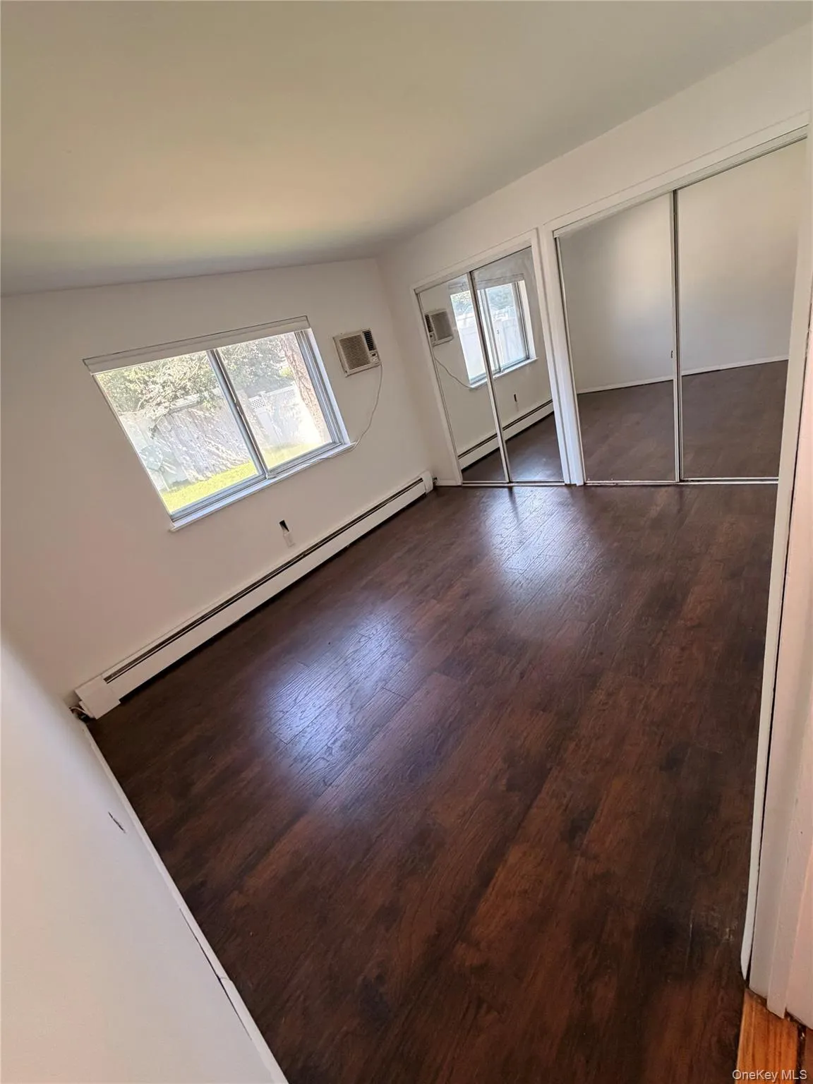 994 Old Medford Avenue, Brookhaven, NY, 1 Bedroom Bedrooms, 2 Rooms Rooms,1 BathroomBathrooms,Residential Lease,For Rent,Old Medford,0,1036983 994 Old Medford Avenue, Brookhaven, NY, 1 Bedroom Bedrooms, 2 Rooms Rooms,1 BathroomBathrooms,Residential Lease,For Rent,Old Medford,0,1036983