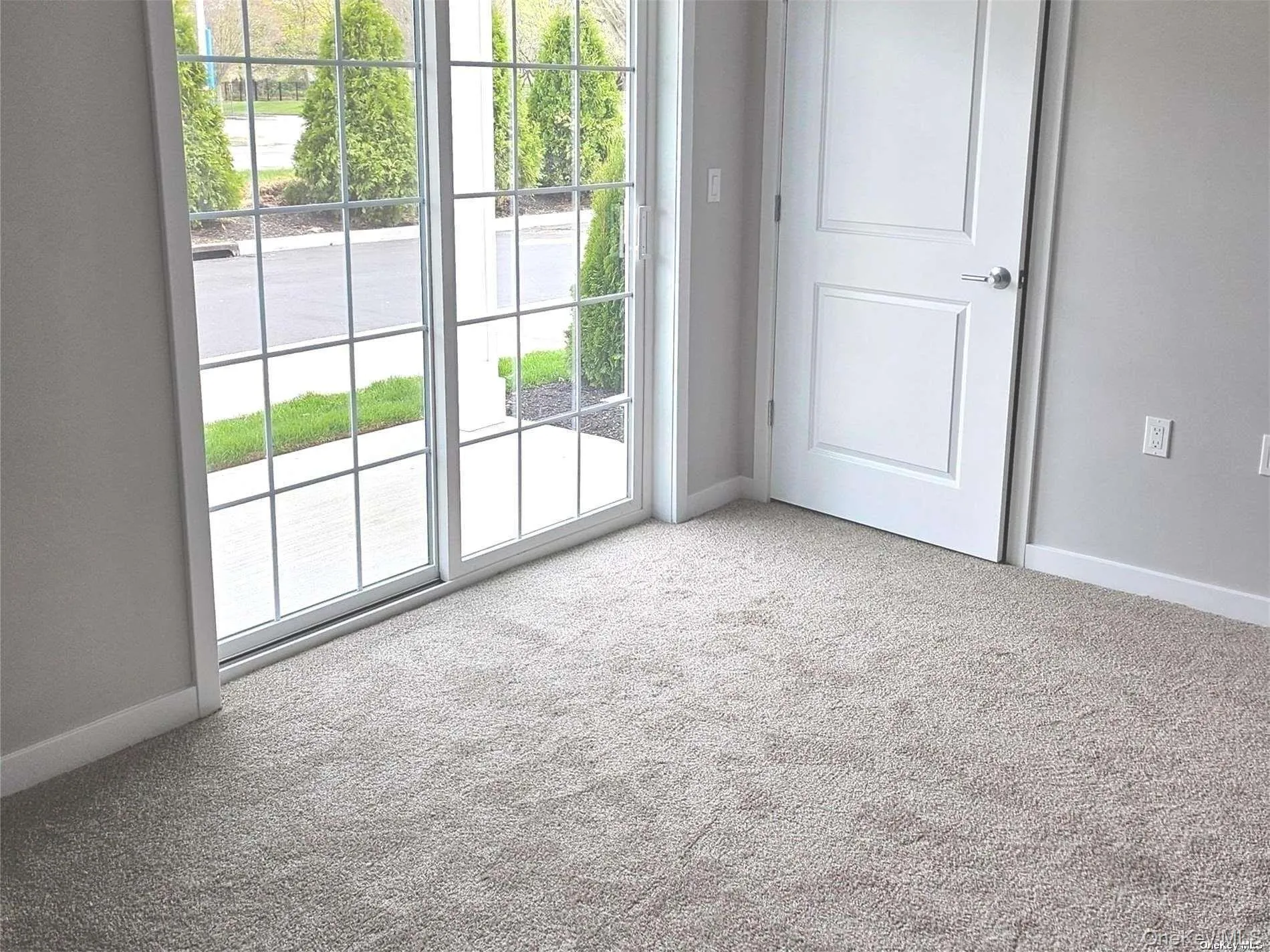 221 Eastview Drive, Islip, NY, 2 Bedrooms Bedrooms, 7 Rooms Rooms,2 BathroomsBathrooms,Residential Lease,For Rent,Eastview,0,1036985 221 Eastview Drive, Islip, NY, 2 Bedrooms Bedrooms, 7 Rooms Rooms,2 BathroomsBathrooms,Residential Lease,For Rent,Eastview,0,1036985