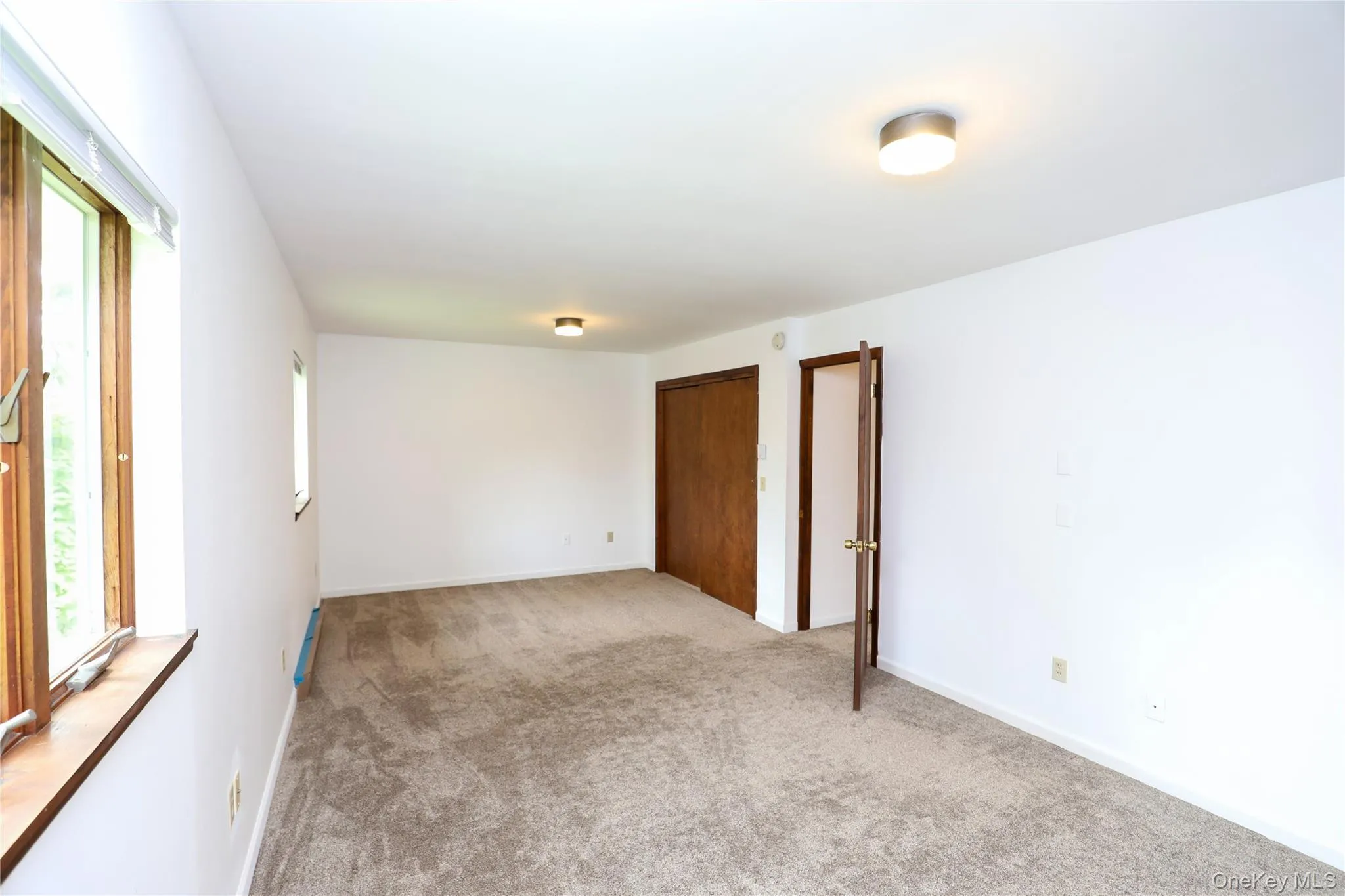 126 Main Street, Esopus, NY, 1 Bedroom Bedrooms, 4 Rooms Rooms,1 BathroomBathrooms,Residential Lease,For Rent,Main,0,1036987 126 Main Street, Esopus, NY, 1 Bedroom Bedrooms, 4 Rooms Rooms,1 BathroomBathrooms,Residential Lease,For Rent,Main,0,1036987