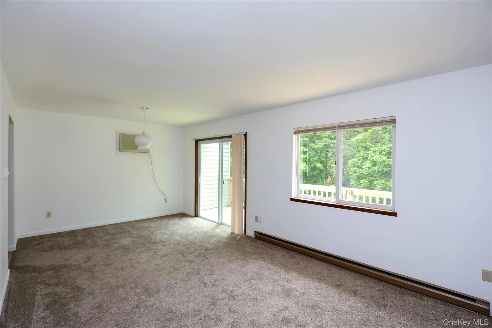 126 Main Street, Esopus, NY, 1 Bedroom Bedrooms, 4 Rooms Rooms,1 BathroomBathrooms,Residential Lease,For Rent,Main,0,1036987 126 Main Street, Esopus, NY, 1 Bedroom Bedrooms, 4 Rooms Rooms,1 BathroomBathrooms,Residential Lease,For Rent,Main,0,1036987