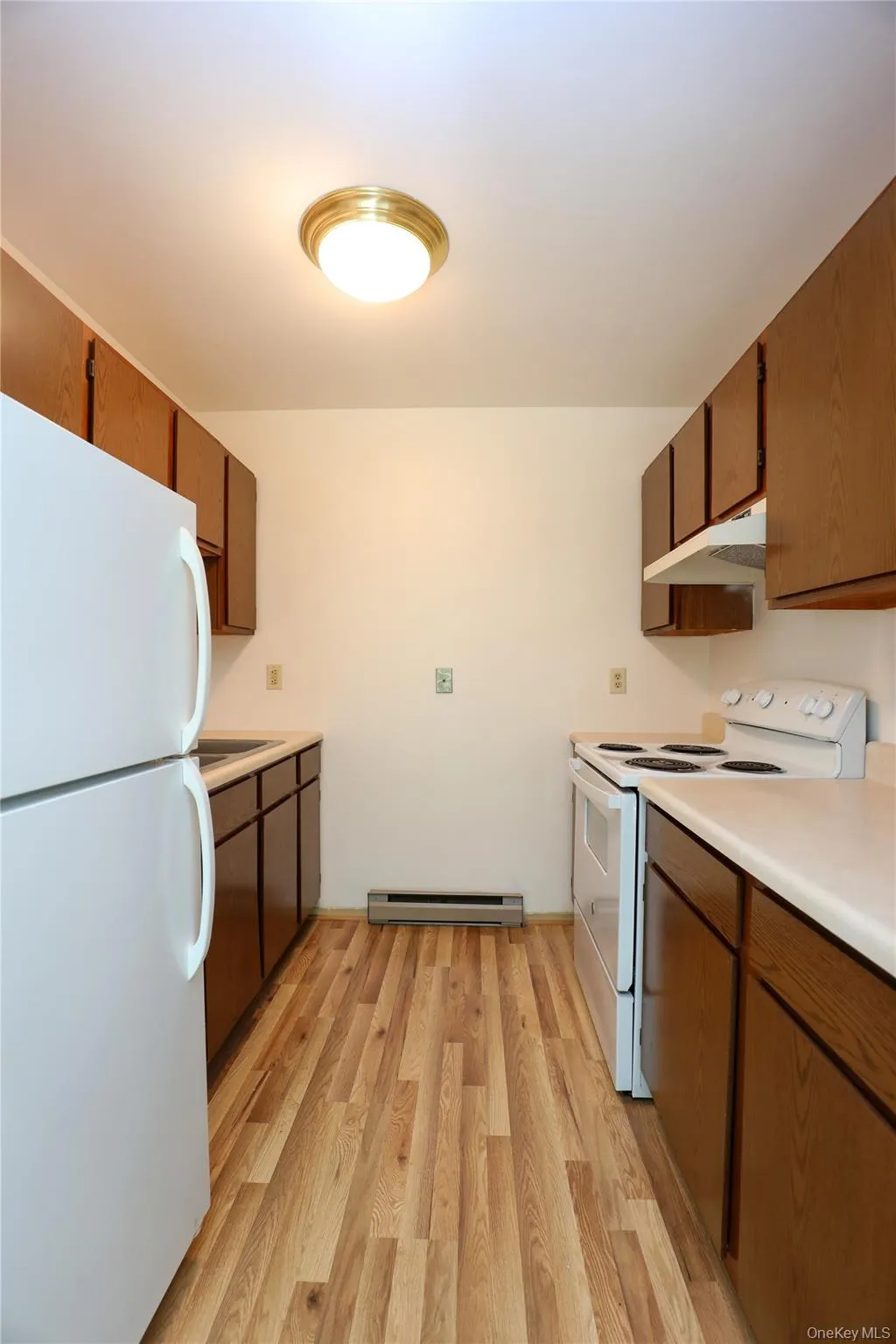 126 Main Street, Esopus, NY, 1 Bedroom Bedrooms, 4 Rooms Rooms,1 BathroomBathrooms,Residential Lease,For Rent,Main,0,1036987 126 Main Street, Esopus, NY, 1 Bedroom Bedrooms, 4 Rooms Rooms,1 BathroomBathrooms,Residential Lease,For Rent,Main,0,1036987