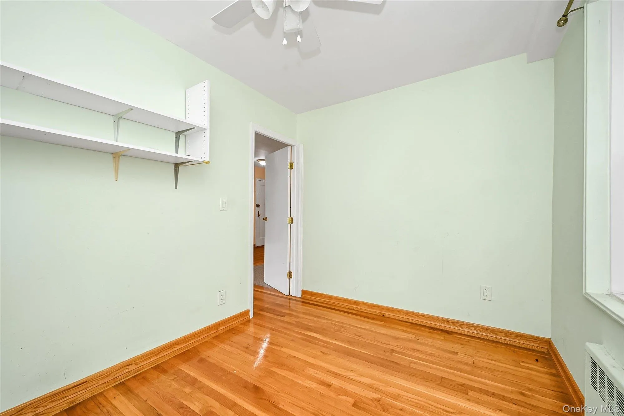 140-18 Burden Crescent, New York, NY, 3 Bedrooms Bedrooms, 6 Rooms Rooms,1 BathroomBathrooms,Residential Lease,For Rent,Burden,0,1036990 140-18 Burden Crescent, New York, NY, 3 Bedrooms Bedrooms, 6 Rooms Rooms,1 BathroomBathrooms,Residential Lease,For Rent,Burden,0,1036990