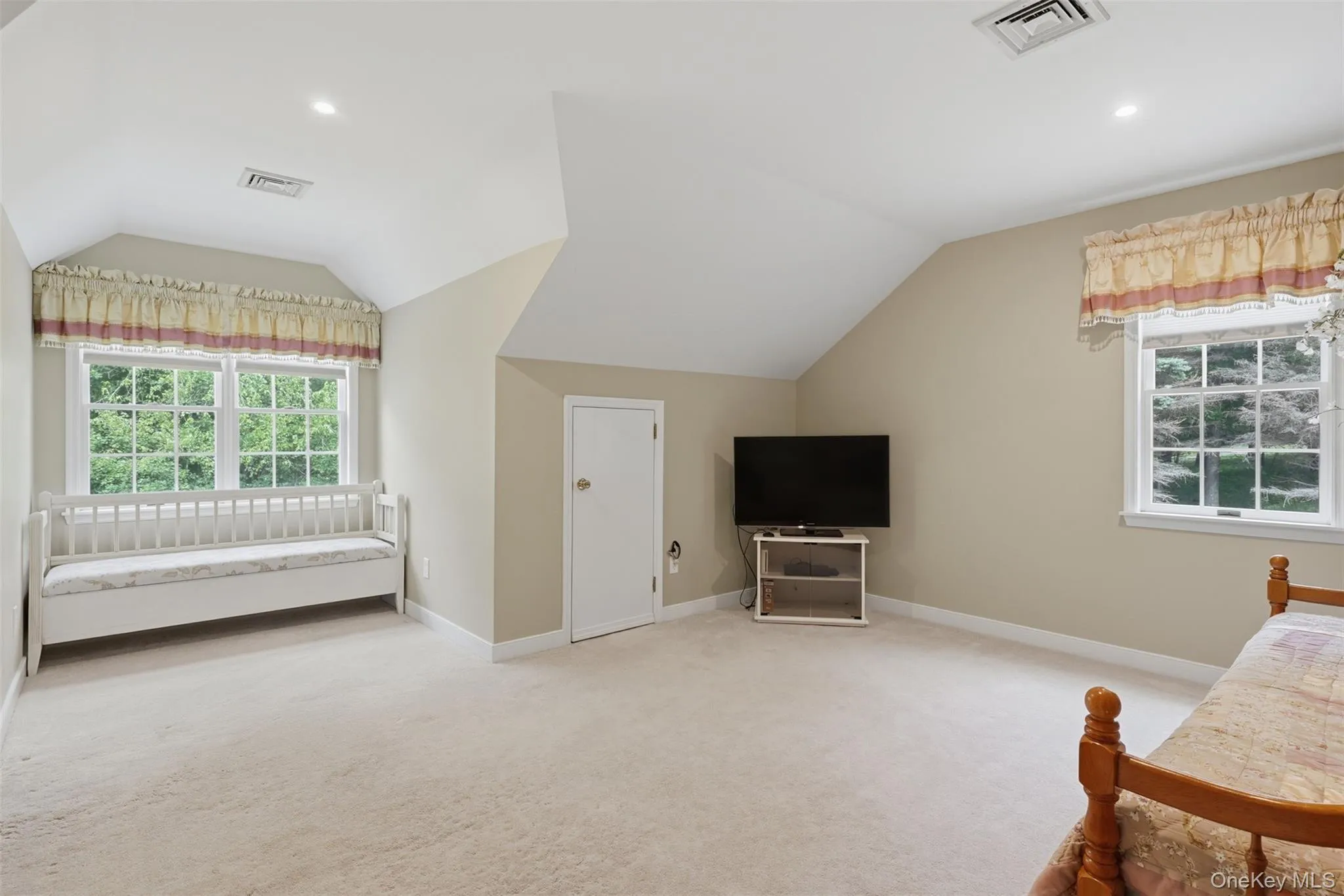 28 Enright Lane, Montgomery, NY, 4 Bedrooms Bedrooms, 7 Rooms Rooms,2 BathroomsBathrooms,Residential,For Rent,Enright,0,1036991 28 Enright Lane, Montgomery, NY, 4 Bedrooms Bedrooms, 7 Rooms Rooms,2 BathroomsBathrooms,Residential,For Rent,Enright,0,1036991