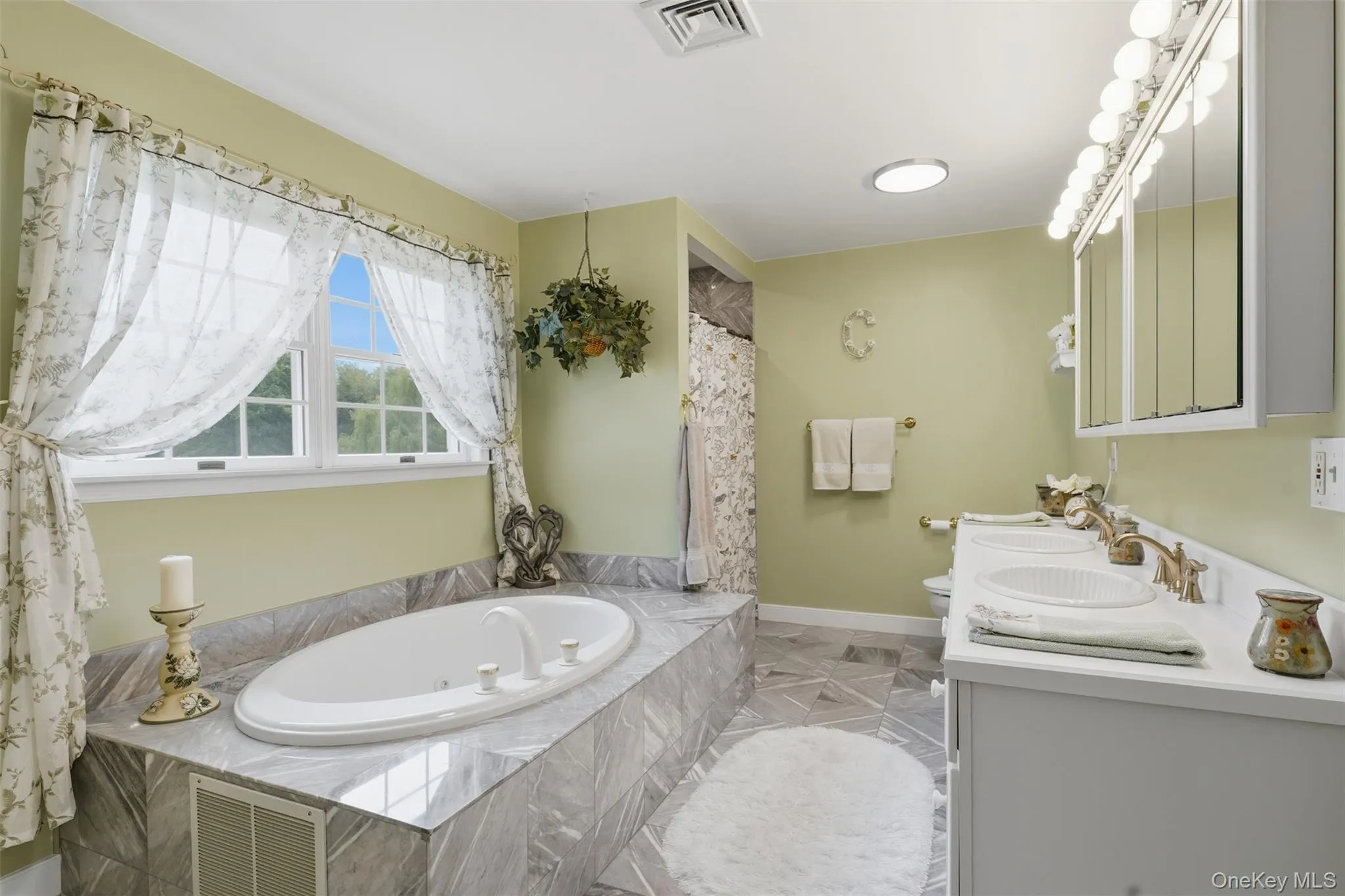 28 Enright Lane, Montgomery, NY, 4 Bedrooms Bedrooms, 7 Rooms Rooms,2 BathroomsBathrooms,Residential,For Rent,Enright,0,1036991 28 Enright Lane, Montgomery, NY, 4 Bedrooms Bedrooms, 7 Rooms Rooms,2 BathroomsBathrooms,Residential,For Rent,Enright,0,1036991