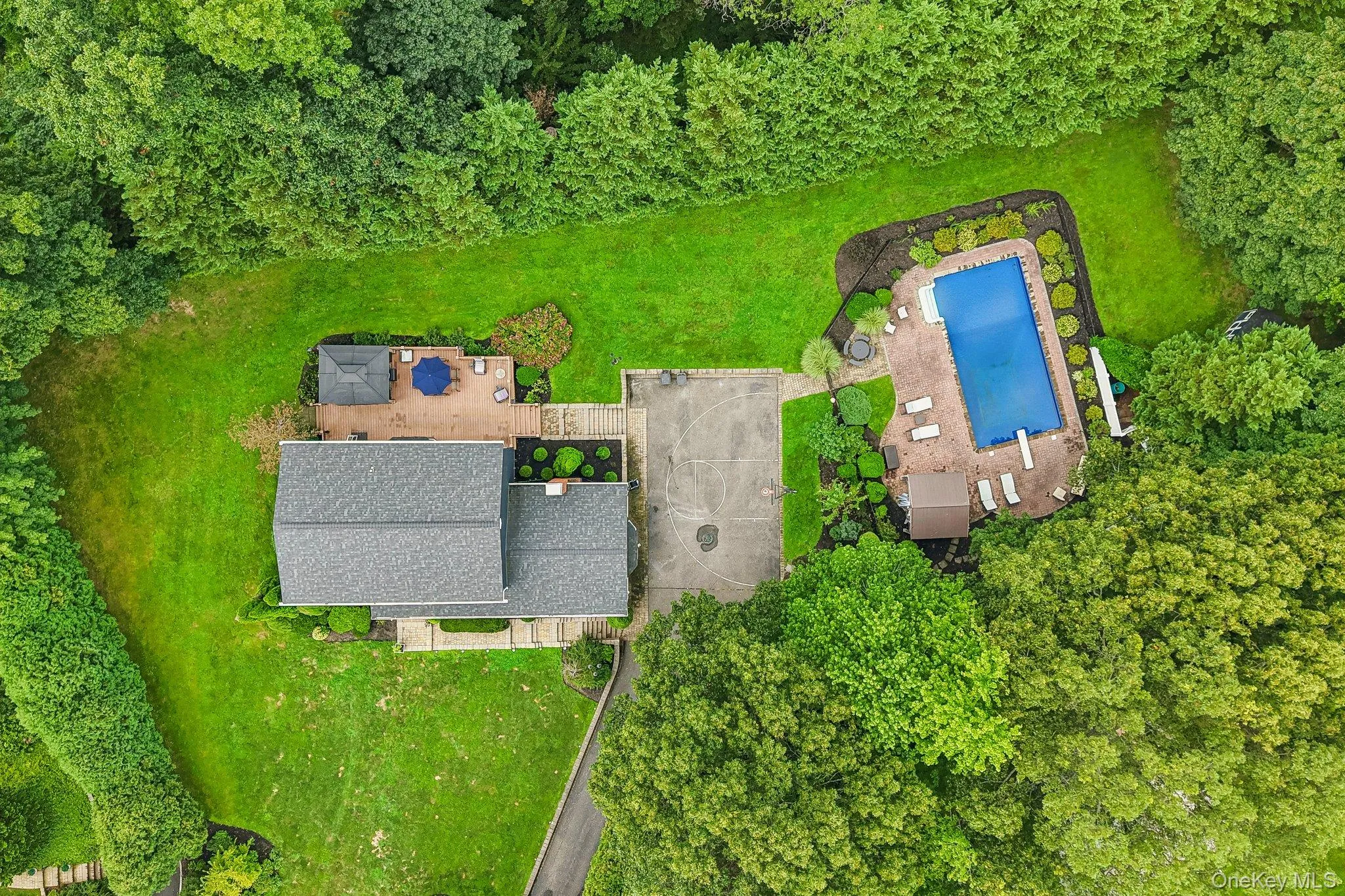 6 Pebble Hill Court, Huntington, NY, 4 Bedrooms Bedrooms, 8 Rooms Rooms,3 BathroomsBathrooms,Residential,For Rent,Pebble Hill,0,1036992 6 Pebble Hill Court, Huntington, NY, 4 Bedrooms Bedrooms, 8 Rooms Rooms,3 BathroomsBathrooms,Residential,For Rent,Pebble Hill,0,1036992