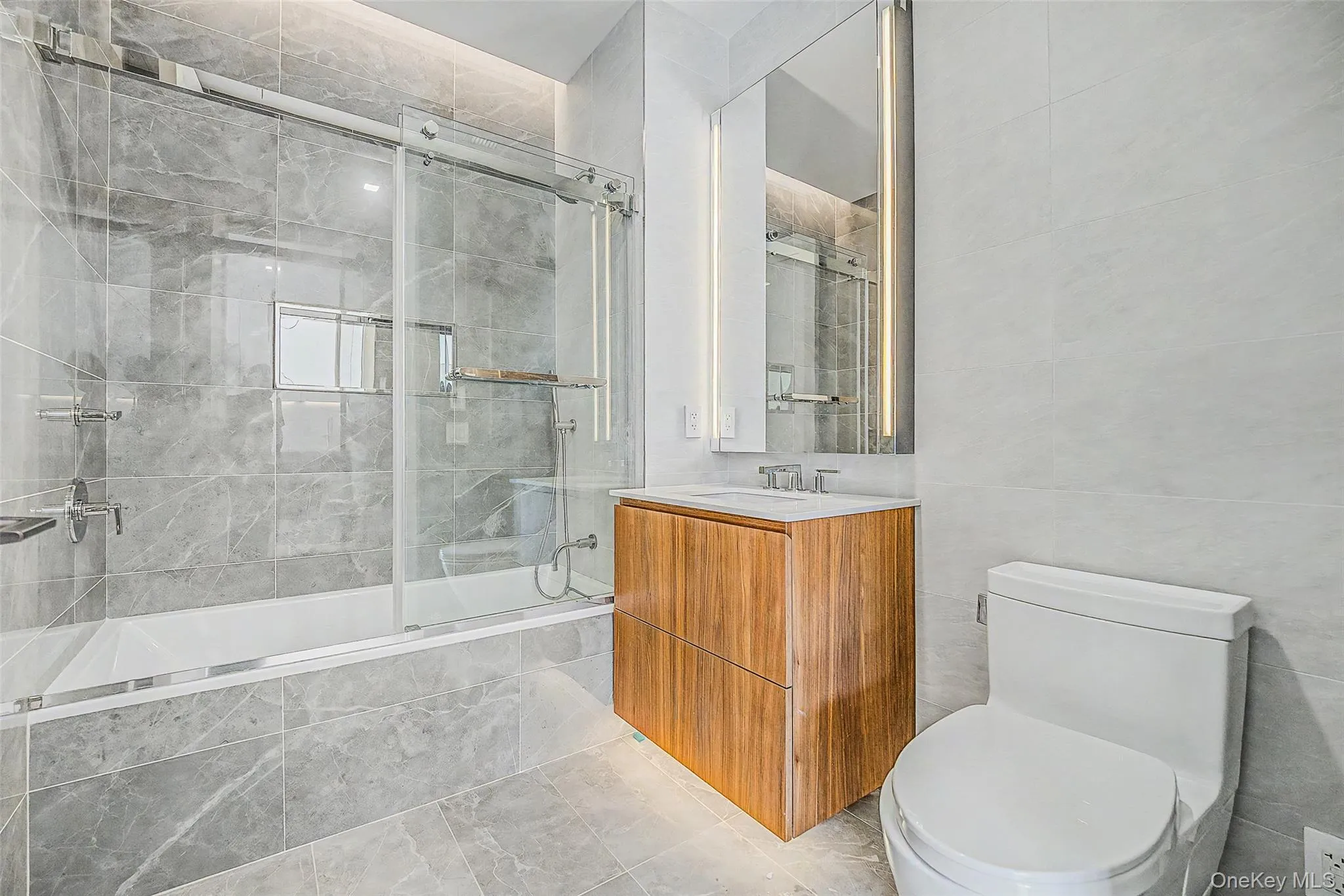 35-32 Leavitt Street, New York, NY, 2 Bedrooms Bedrooms, 5 Rooms Rooms,2 BathroomsBathrooms,Residential Lease,For Rent,Leavitt,0,1036993 35-32 Leavitt Street, New York, NY, 2 Bedrooms Bedrooms, 5 Rooms Rooms,2 BathroomsBathrooms,Residential Lease,For Rent,Leavitt,0,1036993