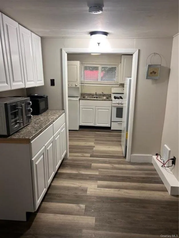 551 Cold Spring Road, Thompson, NY, 1 Bedroom Bedrooms, 3 Rooms Rooms,1 BathroomBathrooms,Residential Lease,For Rent,Cold Spring,0,1036996 551 Cold Spring Road, Thompson, NY, 1 Bedroom Bedrooms, 3 Rooms Rooms,1 BathroomBathrooms,Residential Lease,For Rent,Cold Spring,0,1036996