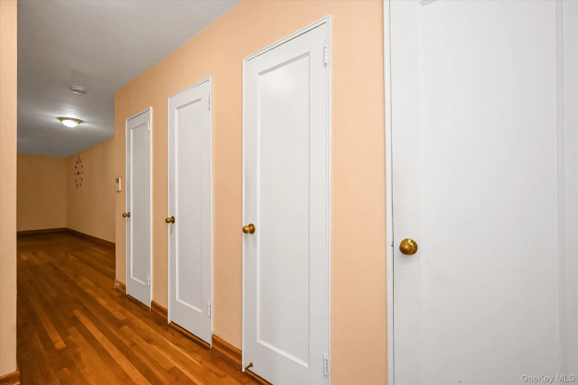 140-18 Burden Crescent, New York, NY, 3 Bedrooms Bedrooms, 6 Rooms Rooms,1 BathroomBathrooms,Residential,For Rent,Burden,0,1036999 140-18 Burden Crescent, New York, NY, 3 Bedrooms Bedrooms, 6 Rooms Rooms,1 BathroomBathrooms,Residential,For Rent,Burden,0,1036999