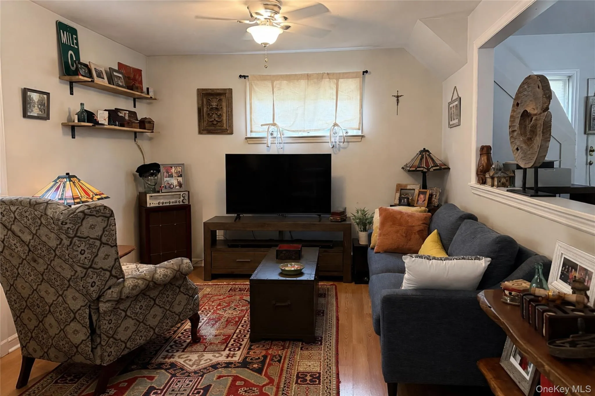 81 Daly Road, Huntington, NY, 1 Bedroom Bedrooms, 3 Rooms Rooms,1 BathroomBathrooms,Residential Lease,For Rent,Daly,0,1037000 81 Daly Road, Huntington, NY, 1 Bedroom Bedrooms, 3 Rooms Rooms,1 BathroomBathrooms,Residential Lease,For Rent,Daly,0,1037000