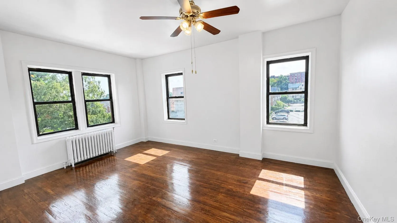 5 Circuit Road, New Rochelle, NY, 2 Bedrooms Bedrooms, 4 Rooms Rooms,1 BathroomBathrooms,Residential,For Rent,Circuit,0,1037001 5 Circuit Road, New Rochelle, NY, 2 Bedrooms Bedrooms, 4 Rooms Rooms,1 BathroomBathrooms,Residential,For Rent,Circuit,0,1037001