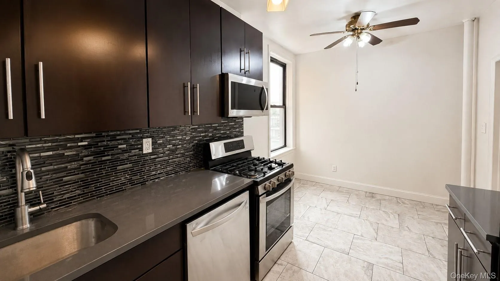 5 Circuit Road, New Rochelle, NY, 2 Bedrooms Bedrooms, 4 Rooms Rooms,1 BathroomBathrooms,Residential,For Rent,Circuit,0,1037001 5 Circuit Road, New Rochelle, NY, 2 Bedrooms Bedrooms, 4 Rooms Rooms,1 BathroomBathrooms,Residential,For Rent,Circuit,0,1037001