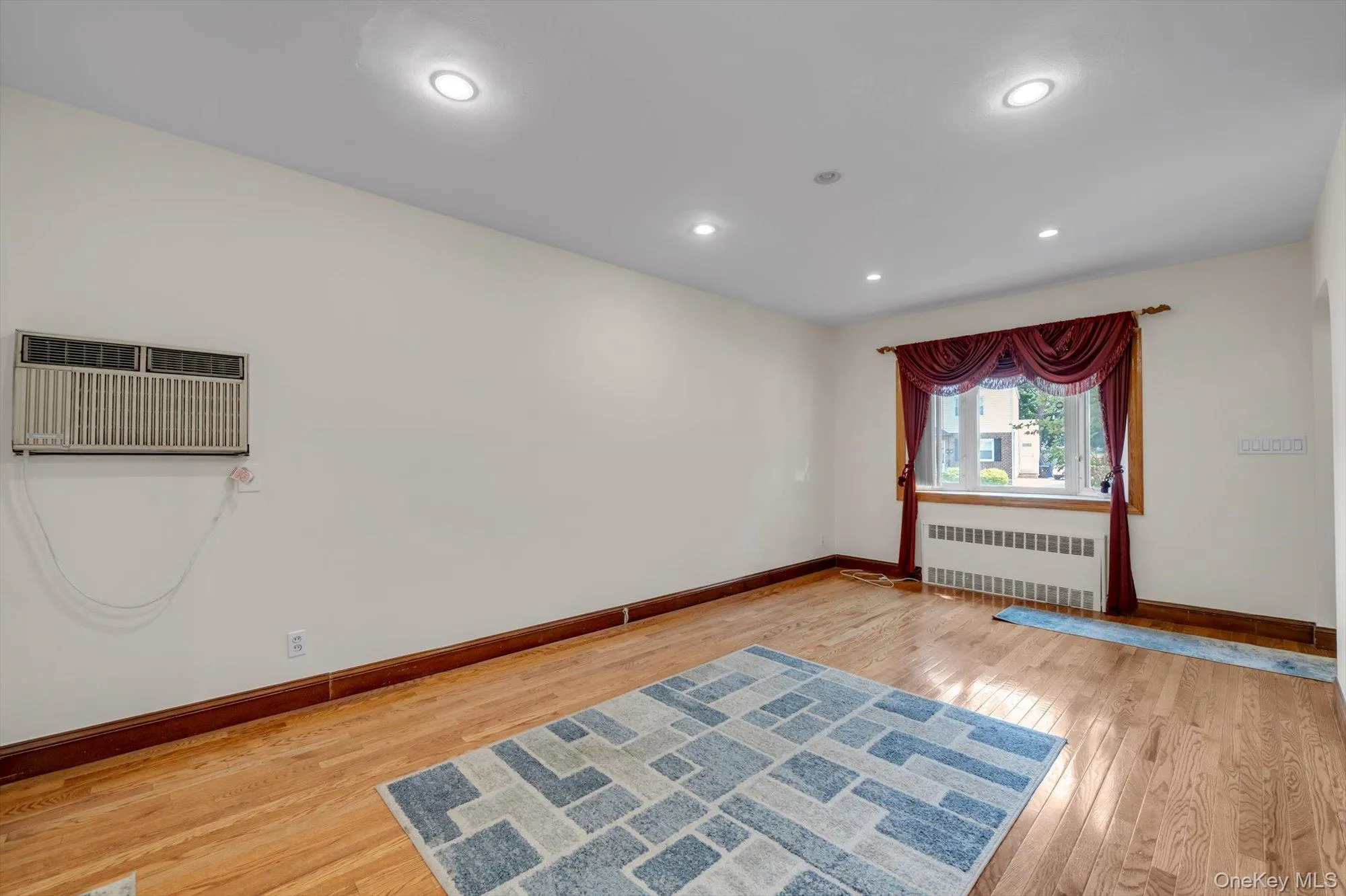 13835 64th Avenue, New York, NY, 3 Bedrooms Bedrooms, 8 Rooms Rooms,3 BathroomsBathrooms,Residential,For Rent,64th,0,1037002 13835 64th Avenue, New York, NY, 3 Bedrooms Bedrooms, 8 Rooms Rooms,3 BathroomsBathrooms,Residential,For Rent,64th,0,1037002