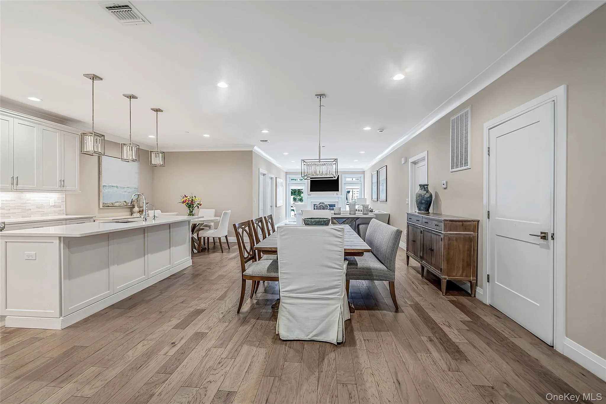 52102 Beech Tree Lane, Oyster Bay, NY, 2 Bedrooms Bedrooms, 5 Rooms Rooms,3 BathroomsBathrooms,Residential,For Rent,Beech Tree,0,1037006 52102 Beech Tree Lane, Oyster Bay, NY, 2 Bedrooms Bedrooms, 5 Rooms Rooms,3 BathroomsBathrooms,Residential,For Rent,Beech Tree,0,1037006