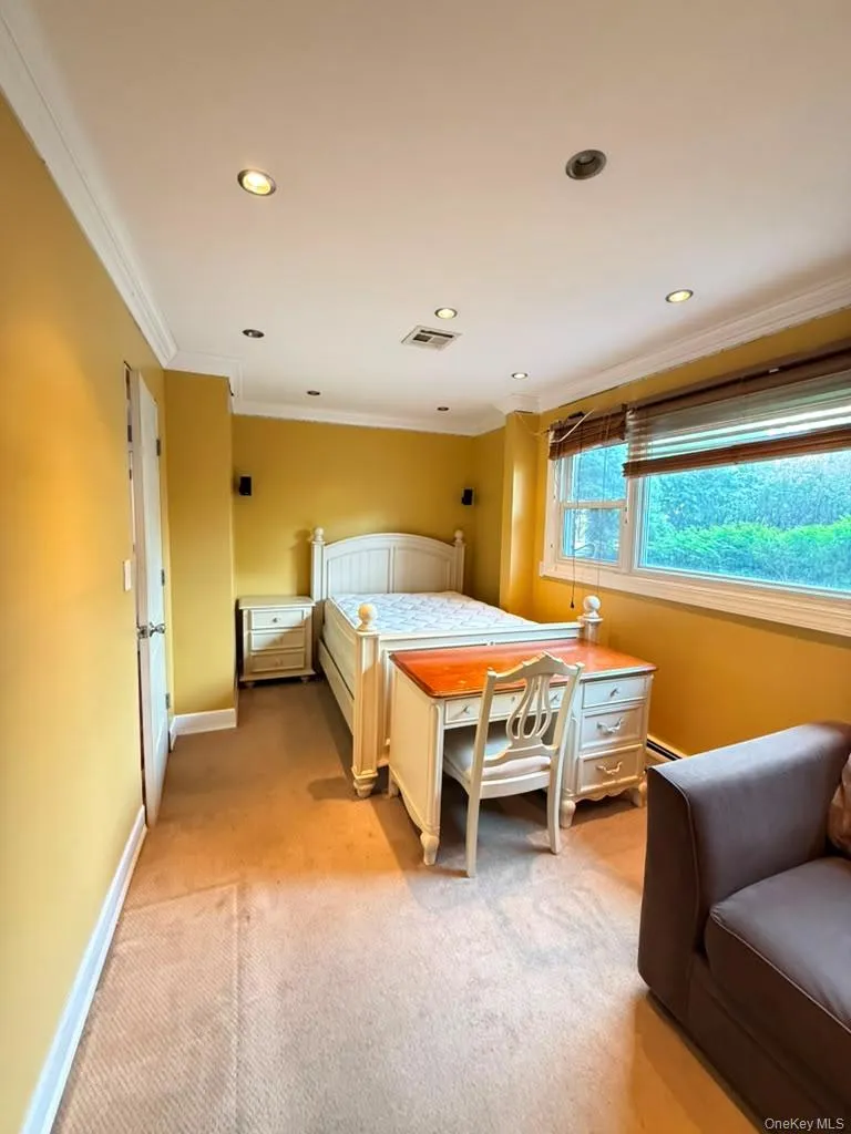 19 Pittsford Way, Clarkstown, NY, 4 Bedrooms Bedrooms, 10 Rooms Rooms,3 BathroomsBathrooms,Residential Lease,For Rent,Pittsford,0,1037007 19 Pittsford Way, Clarkstown, NY, 4 Bedrooms Bedrooms, 10 Rooms Rooms,3 BathroomsBathrooms,Residential Lease,For Rent,Pittsford,0,1037007