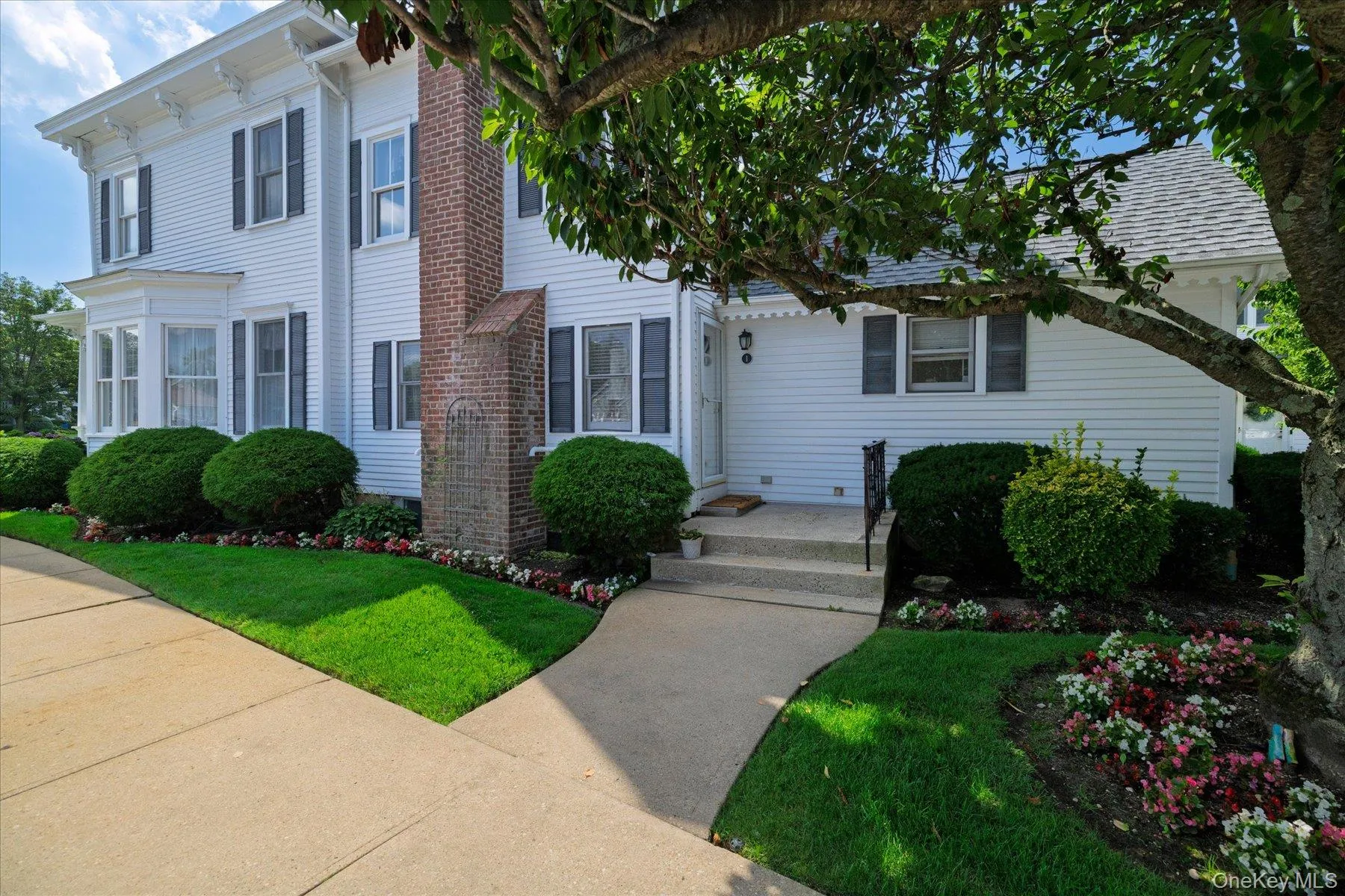 1 Ridgewood Drive, Hempstead, NY, 3 Bedrooms Bedrooms, 5 Rooms Rooms,2 BathroomsBathrooms,Residential,For Rent,Ridgewood,0,1037008 1 Ridgewood Drive, Hempstead, NY, 3 Bedrooms Bedrooms, 5 Rooms Rooms,2 BathroomsBathrooms,Residential,For Rent,Ridgewood,0,1037008