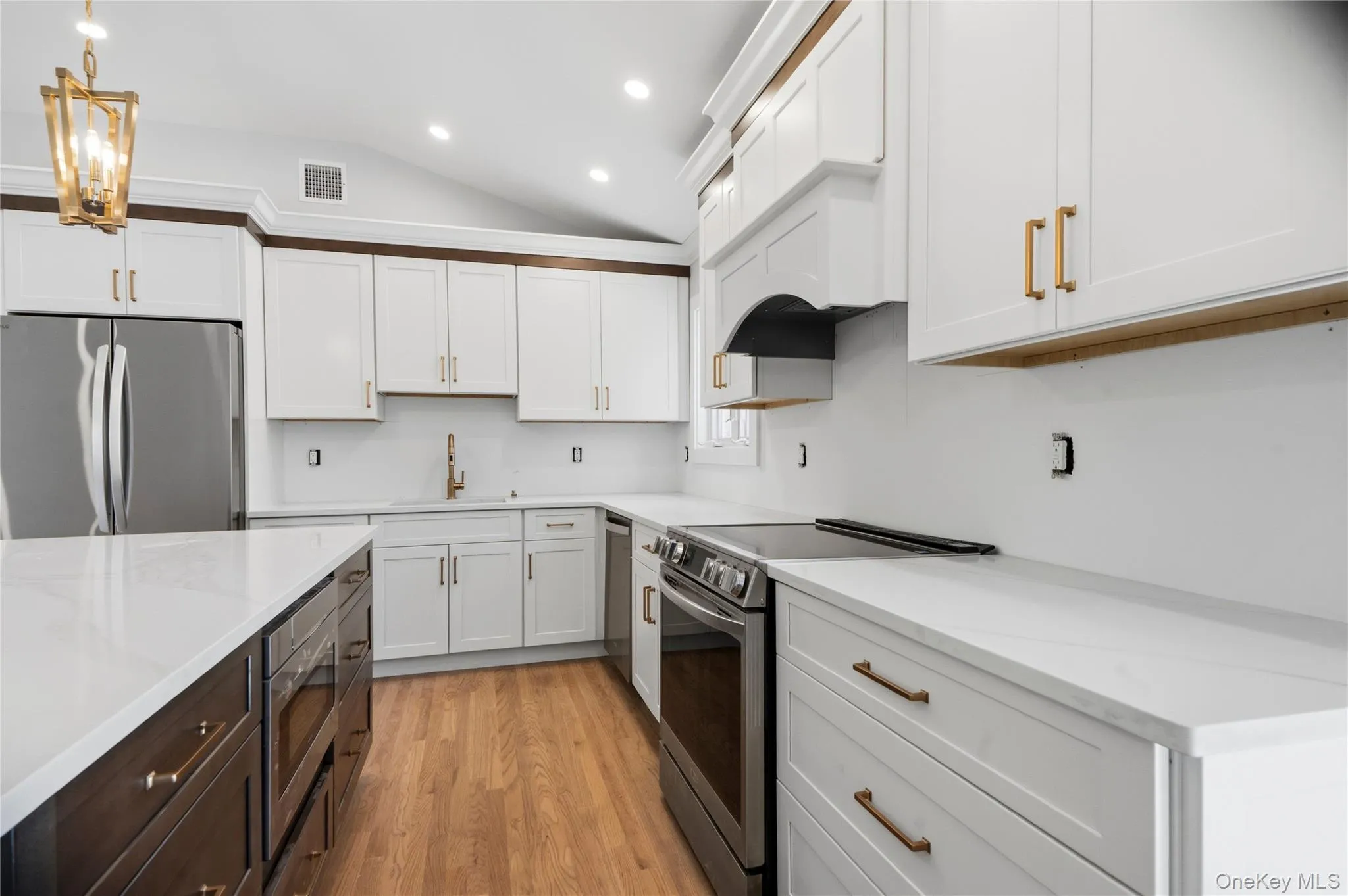 6 Oatley Place, Smithtown, NY, 4 Bedrooms Bedrooms, 8 Rooms Rooms,1 BathroomBathrooms,Residential,For Rent,Oatley,0,1037016 6 Oatley Place, Smithtown, NY, 4 Bedrooms Bedrooms, 8 Rooms Rooms,1 BathroomBathrooms,Residential,For Rent,Oatley,0,1037016