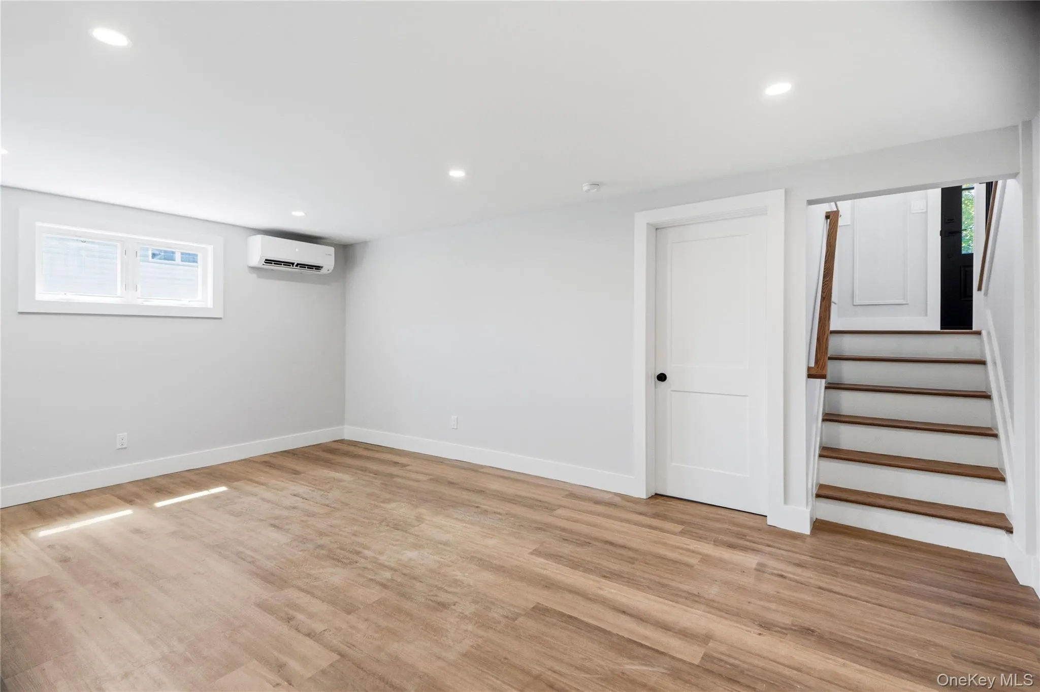 6 Oatley Place, Smithtown, NY, 4 Bedrooms Bedrooms, 8 Rooms Rooms,1 BathroomBathrooms,Residential,For Rent,Oatley,0,1037016 6 Oatley Place, Smithtown, NY, 4 Bedrooms Bedrooms, 8 Rooms Rooms,1 BathroomBathrooms,Residential,For Rent,Oatley,0,1037016