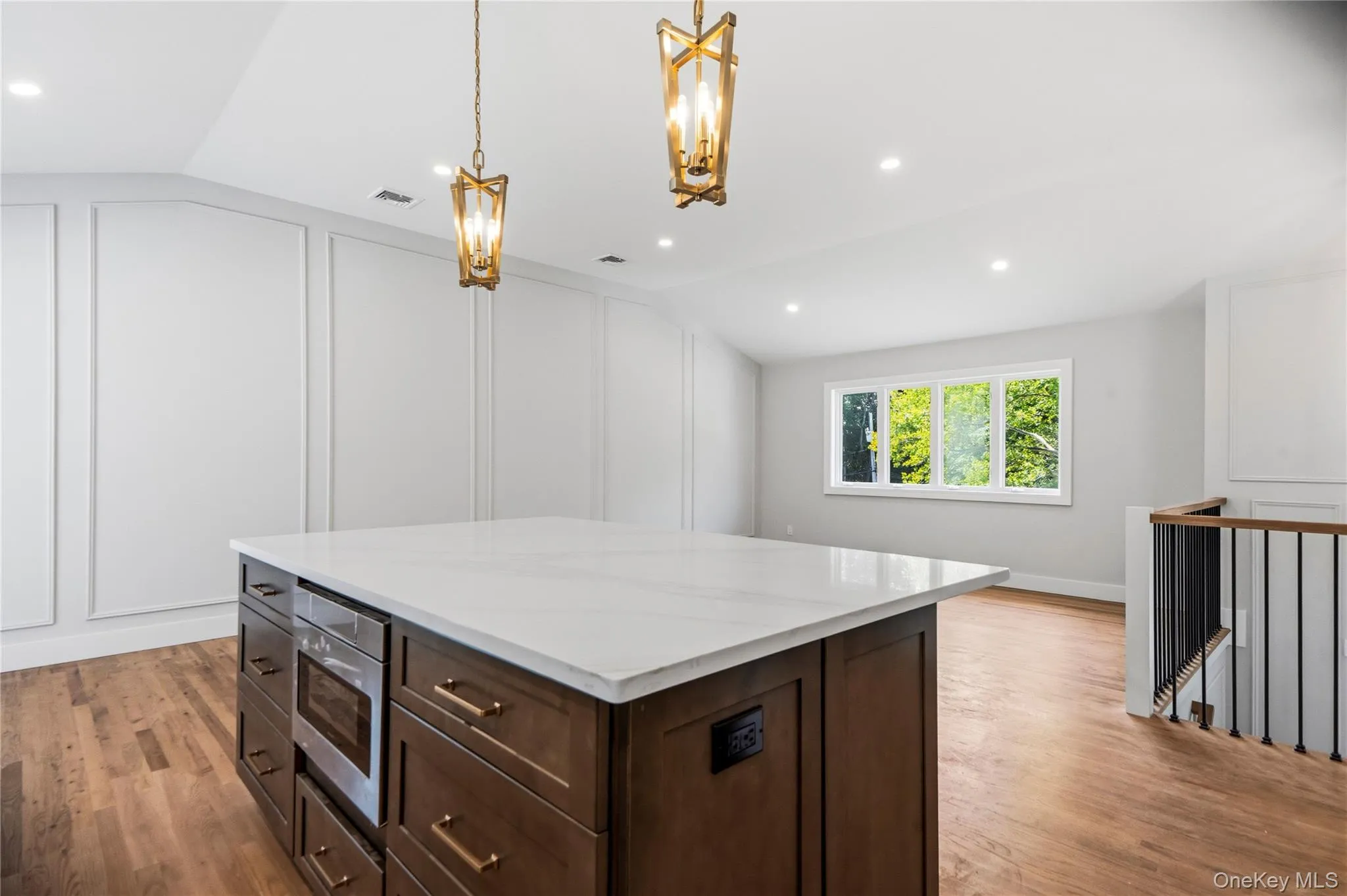 6 Oatley Place, Smithtown, NY, 4 Bedrooms Bedrooms, 8 Rooms Rooms,1 BathroomBathrooms,Residential,For Rent,Oatley,0,1037016 6 Oatley Place, Smithtown, NY, 4 Bedrooms Bedrooms, 8 Rooms Rooms,1 BathroomBathrooms,Residential,For Rent,Oatley,0,1037016