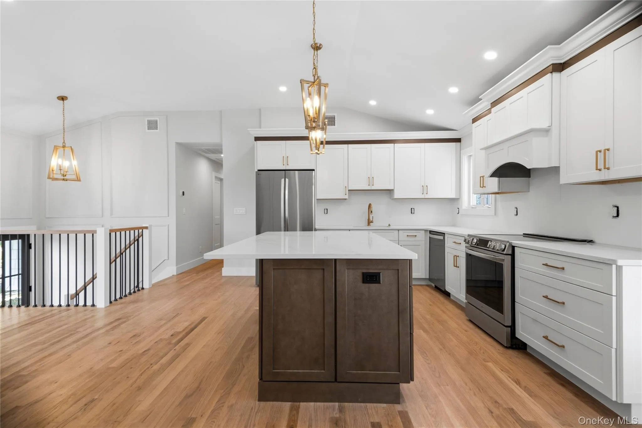 6 Oatley Place, Smithtown, NY, 4 Bedrooms Bedrooms, 8 Rooms Rooms,1 BathroomBathrooms,Residential,For Rent,Oatley,0,1037016 6 Oatley Place, Smithtown, NY, 4 Bedrooms Bedrooms, 8 Rooms Rooms,1 BathroomBathrooms,Residential,For Rent,Oatley,0,1037016