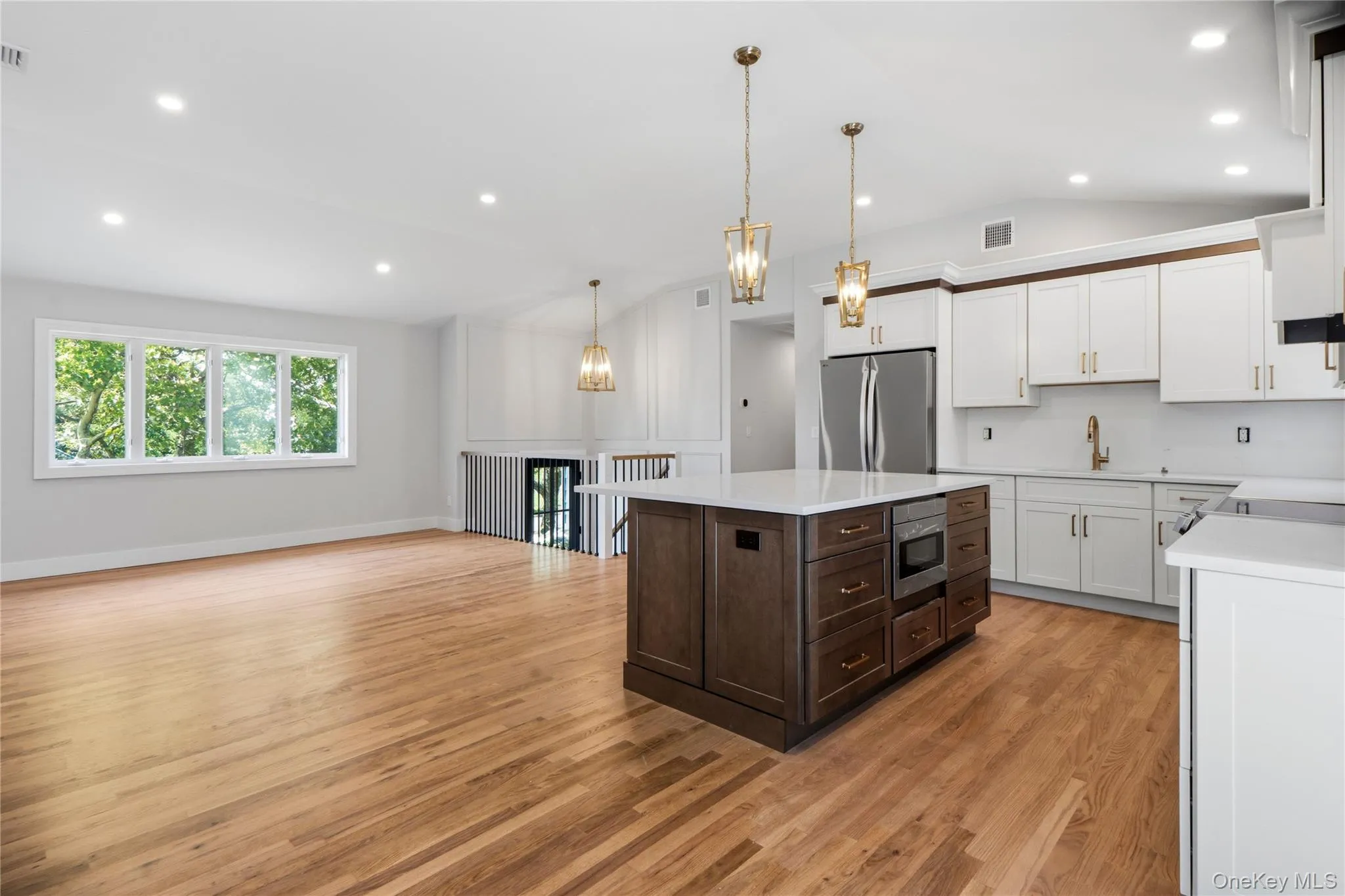 6 Oatley Place, Smithtown, NY, 4 Bedrooms Bedrooms, 8 Rooms Rooms,1 BathroomBathrooms,Residential,For Rent,Oatley,0,1037016 6 Oatley Place, Smithtown, NY, 4 Bedrooms Bedrooms, 8 Rooms Rooms,1 BathroomBathrooms,Residential,For Rent,Oatley,0,1037016