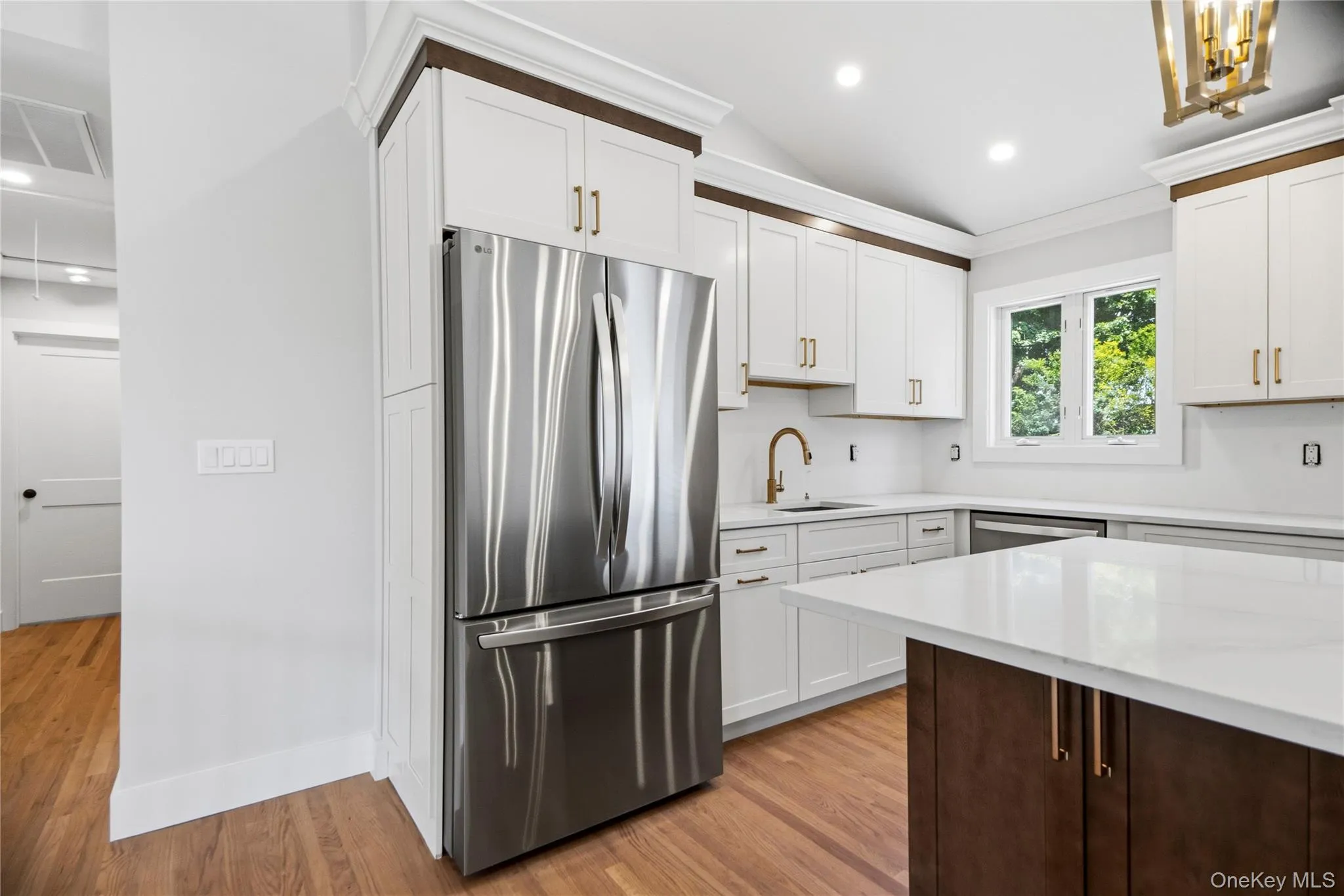 6 Oatley Place, Smithtown, NY, 4 Bedrooms Bedrooms, 8 Rooms Rooms,1 BathroomBathrooms,Residential,For Rent,Oatley,0,1037016 6 Oatley Place, Smithtown, NY, 4 Bedrooms Bedrooms, 8 Rooms Rooms,1 BathroomBathrooms,Residential,For Rent,Oatley,0,1037016