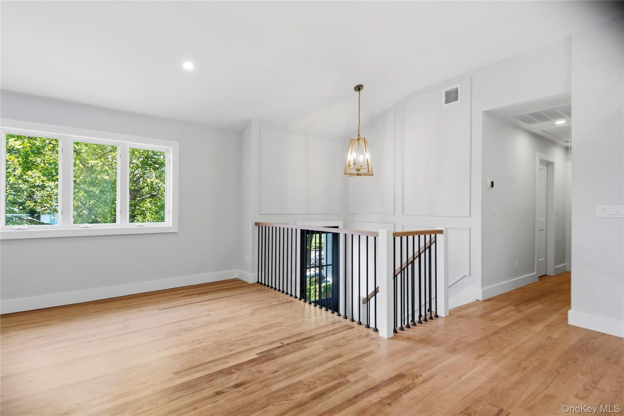6 Oatley Place, Smithtown, NY, 4 Bedrooms Bedrooms, 8 Rooms Rooms,1 BathroomBathrooms,Residential,For Rent,Oatley,0,1037016 6 Oatley Place, Smithtown, NY, 4 Bedrooms Bedrooms, 8 Rooms Rooms,1 BathroomBathrooms,Residential,For Rent,Oatley,0,1037016