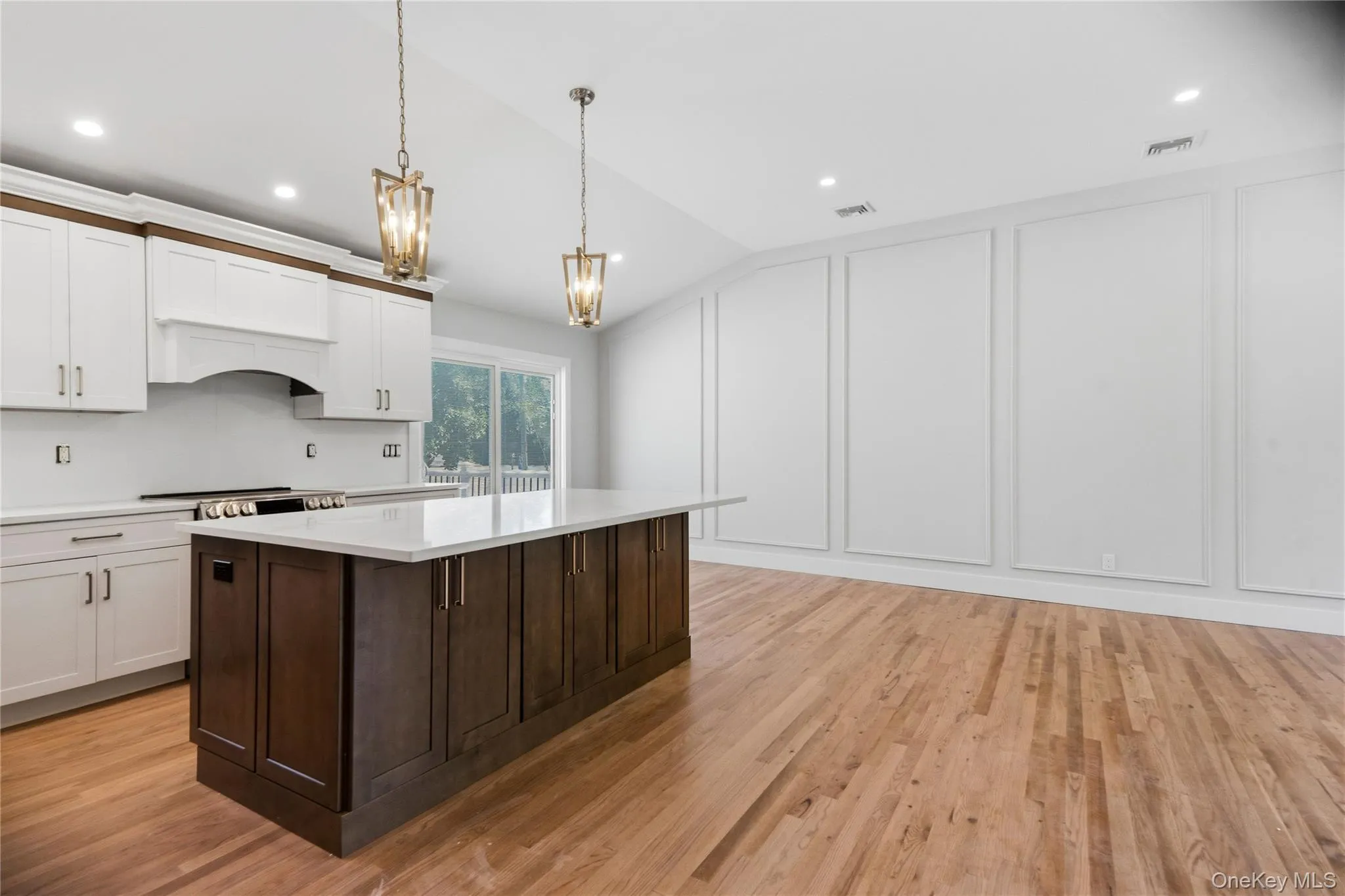 6 Oatley Place, Smithtown, NY, 4 Bedrooms Bedrooms, 8 Rooms Rooms,1 BathroomBathrooms,Residential,For Rent,Oatley,0,1037016 6 Oatley Place, Smithtown, NY, 4 Bedrooms Bedrooms, 8 Rooms Rooms,1 BathroomBathrooms,Residential,For Rent,Oatley,0,1037016