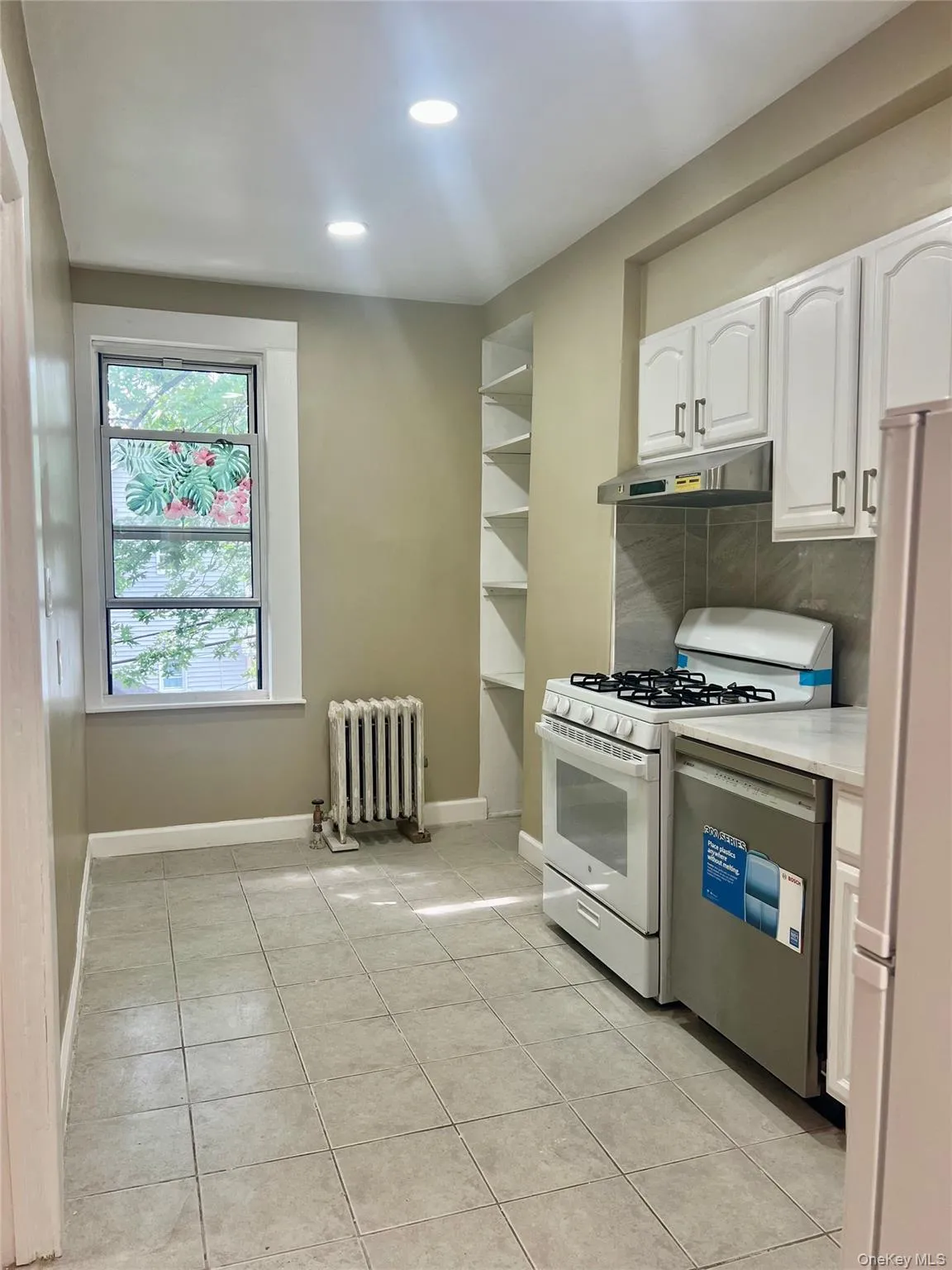 4218 66th Street, New York, NY, 1 Bedroom Bedrooms, 3 Rooms Rooms,1 BathroomBathrooms,Residential Lease,For Rent,66th,0,1037017 4218 66th Street, New York, NY, 1 Bedroom Bedrooms, 3 Rooms Rooms,1 BathroomBathrooms,Residential Lease,For Rent,66th,0,1037017