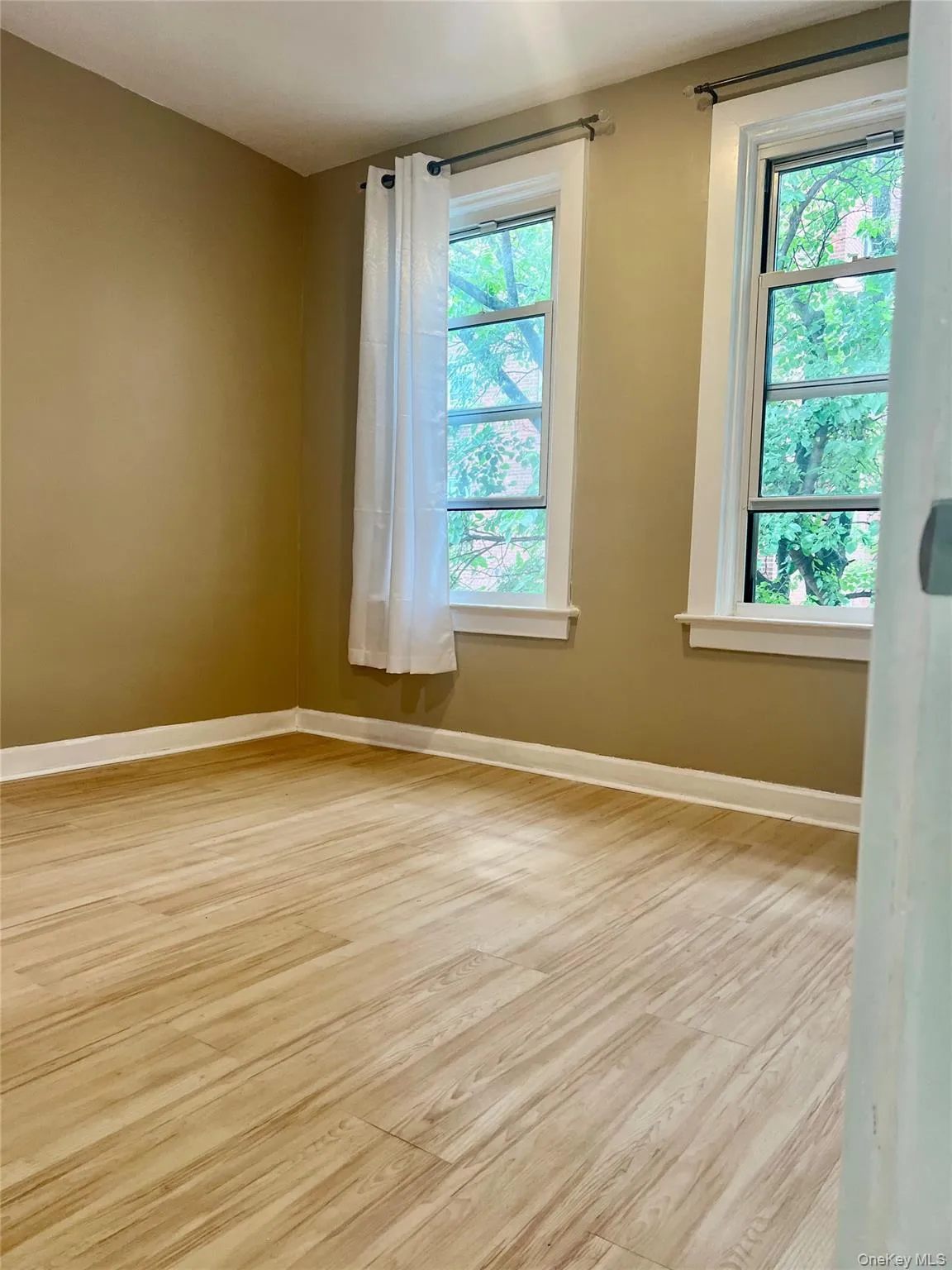 4218 66th Street, New York, NY, 1 Bedroom Bedrooms, 3 Rooms Rooms,1 BathroomBathrooms,Residential Lease,For Rent,66th,0,1037017 4218 66th Street, New York, NY, 1 Bedroom Bedrooms, 3 Rooms Rooms,1 BathroomBathrooms,Residential Lease,For Rent,66th,0,1037017
