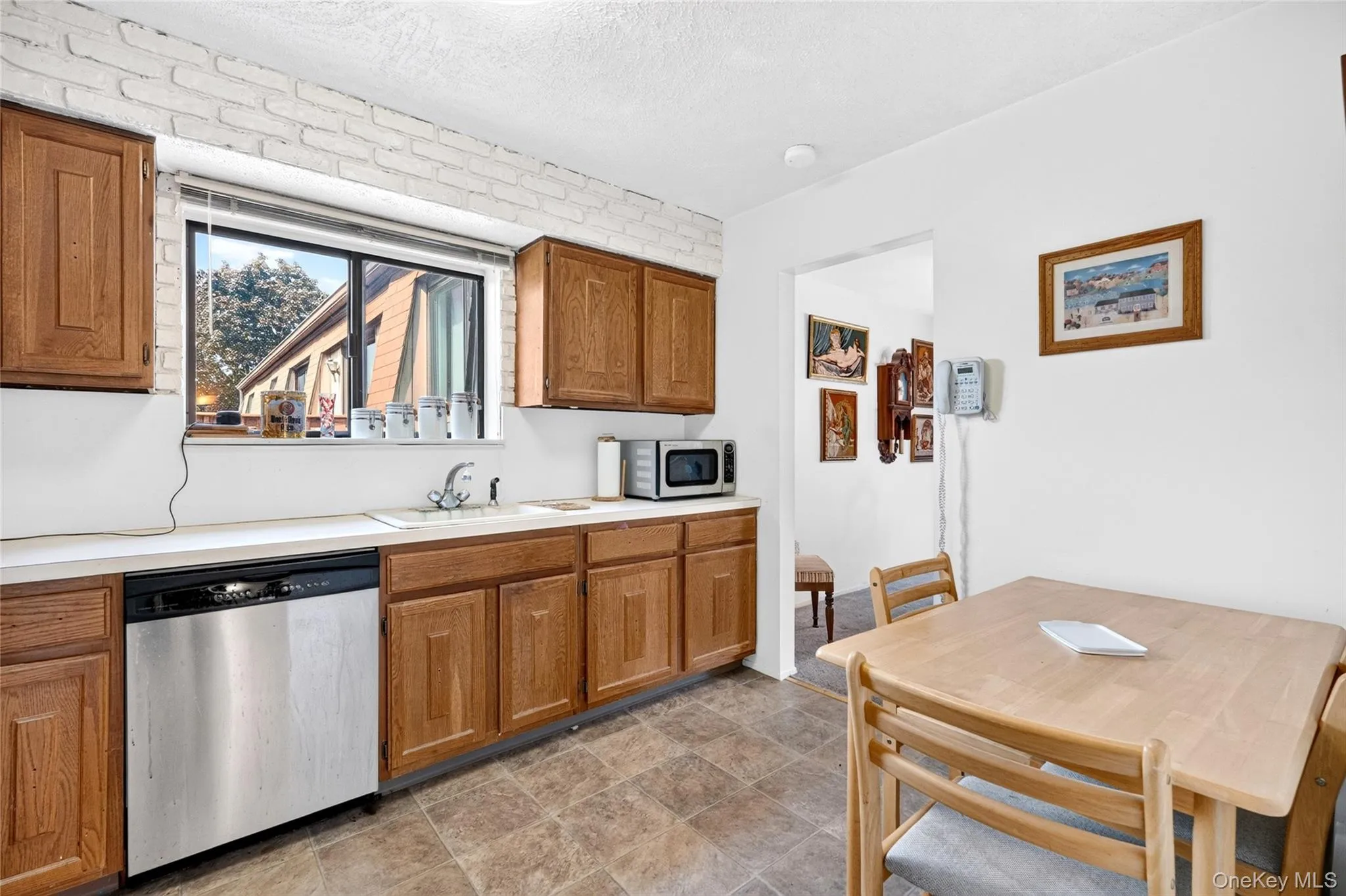 24 Richard Court, Haverstraw, NY, 2 Bedrooms Bedrooms, 5 Rooms Rooms,2 BathroomsBathrooms,Residential,For Rent,Richard,0,1037019 24 Richard Court, Haverstraw, NY, 2 Bedrooms Bedrooms, 5 Rooms Rooms,2 BathroomsBathrooms,Residential,For Rent,Richard,0,1037019