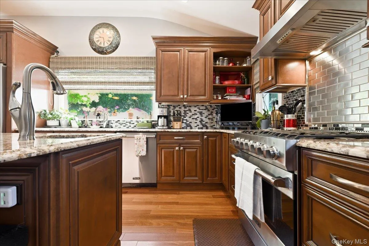 151 New York Avenue, Babylon, NY, 3 Bedrooms Bedrooms, 8 Rooms Rooms,2 BathroomsBathrooms,Residential,For Rent,New York,0,1037020 151 New York Avenue, Babylon, NY, 3 Bedrooms Bedrooms, 8 Rooms Rooms,2 BathroomsBathrooms,Residential,For Rent,New York,0,1037020